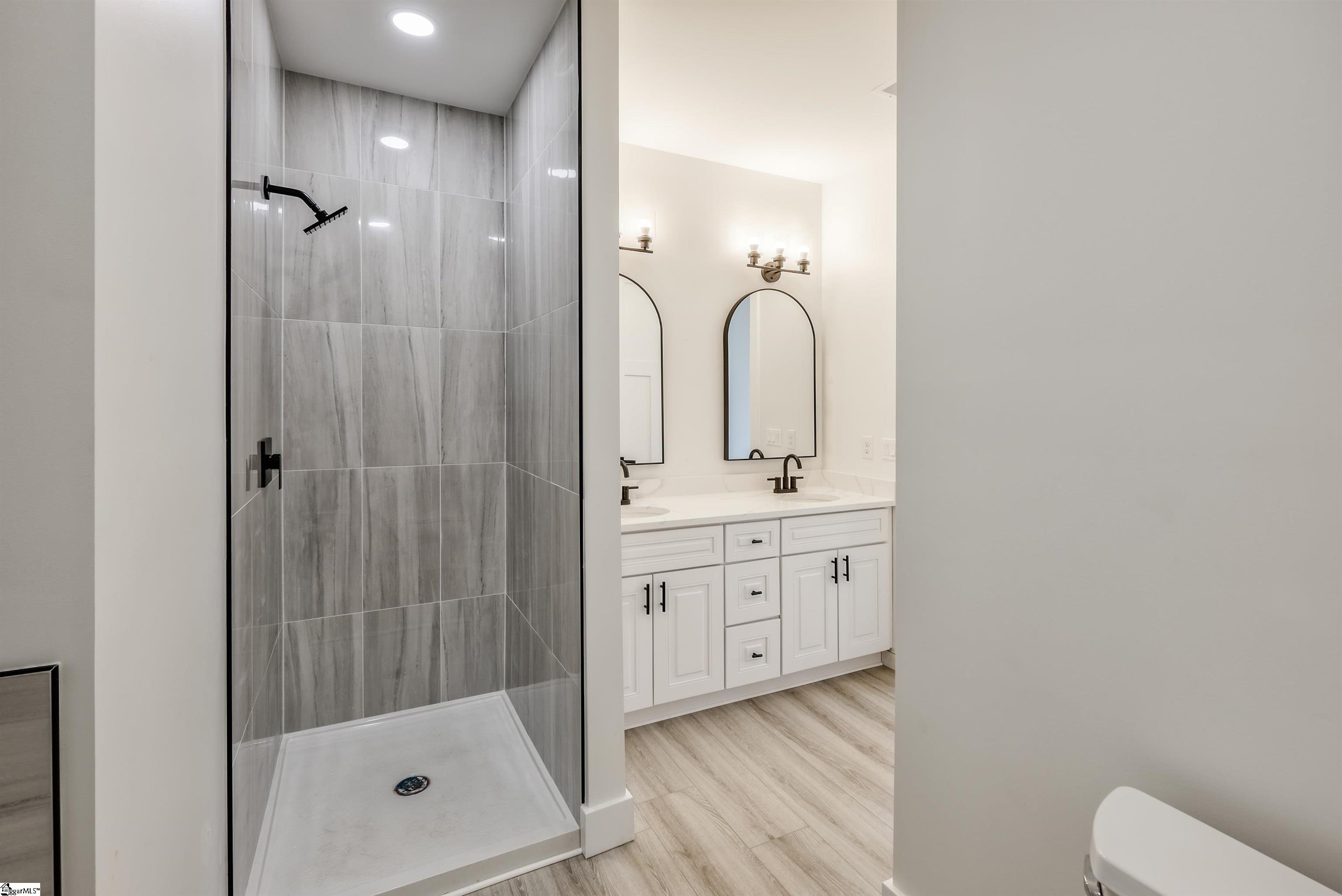 130 Simmons Road Woodruff, SC 29388