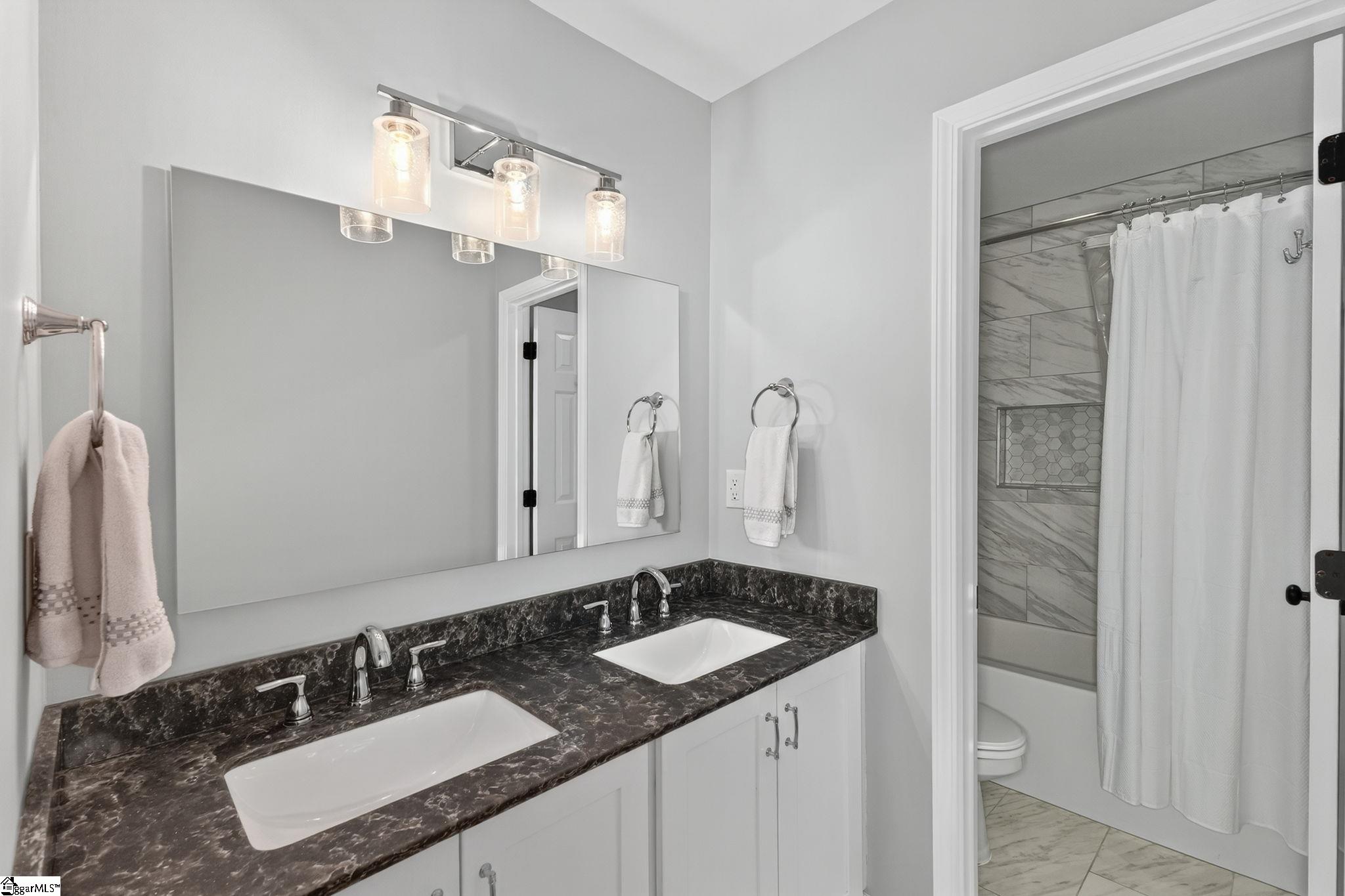 3 Promontory Court Greenville, SC 29615