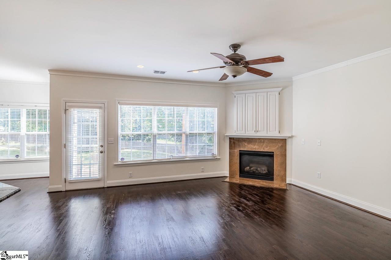 607 Greening Drive Simpsonville, SC 29681