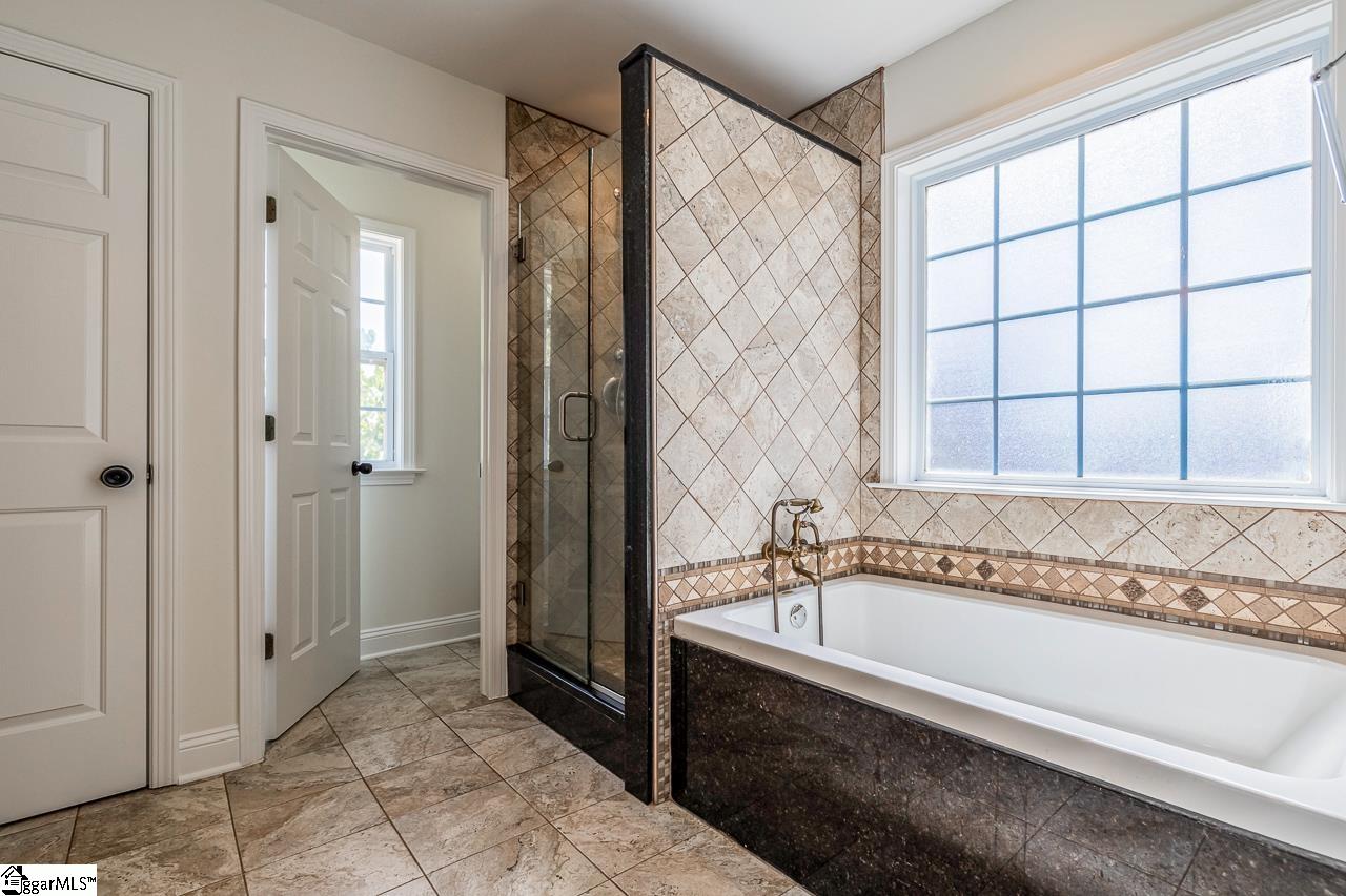607 Greening Drive Simpsonville, SC 29681