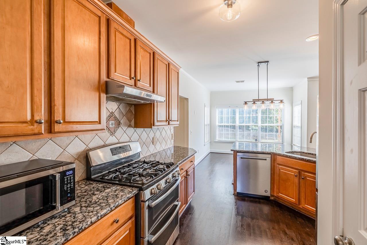 607 Greening Drive Simpsonville, SC 29681