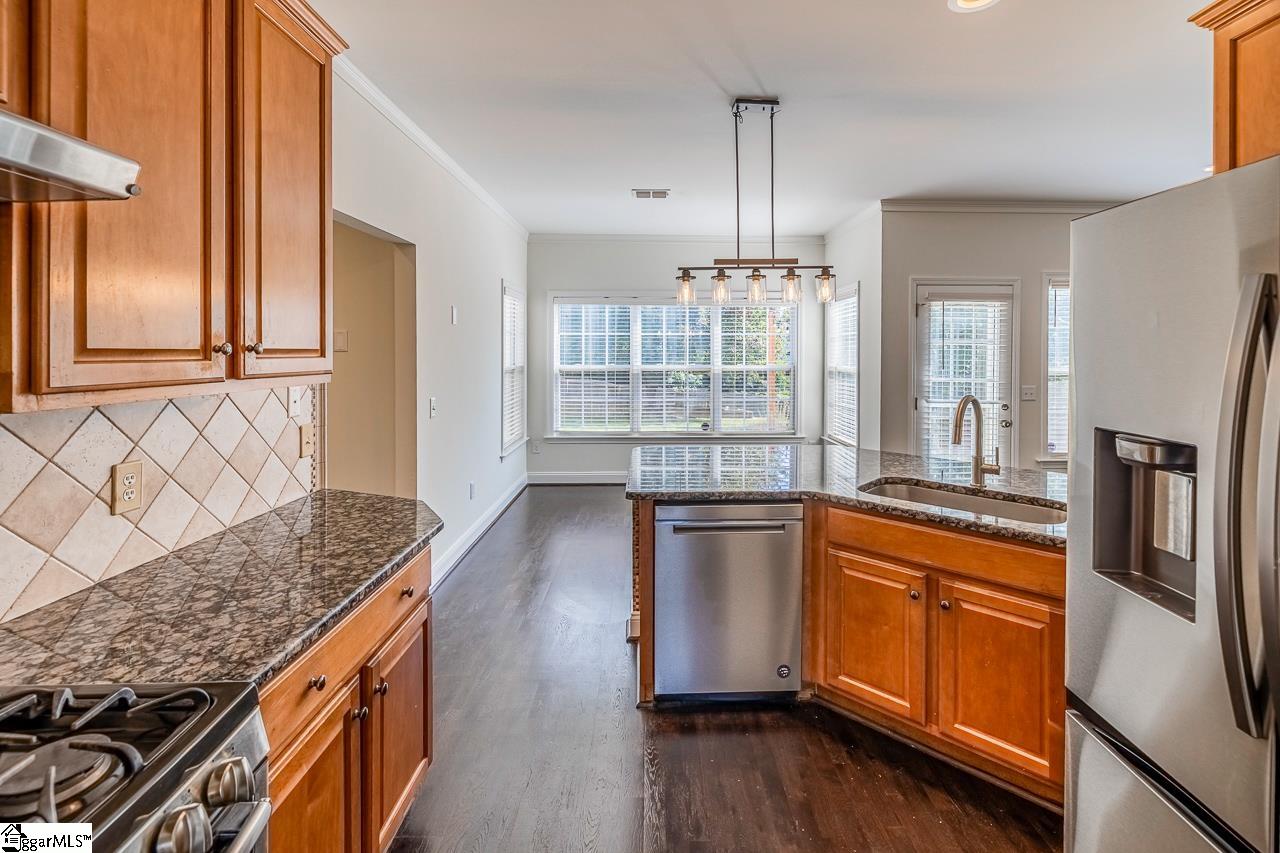 607 Greening Drive Simpsonville, SC 29681