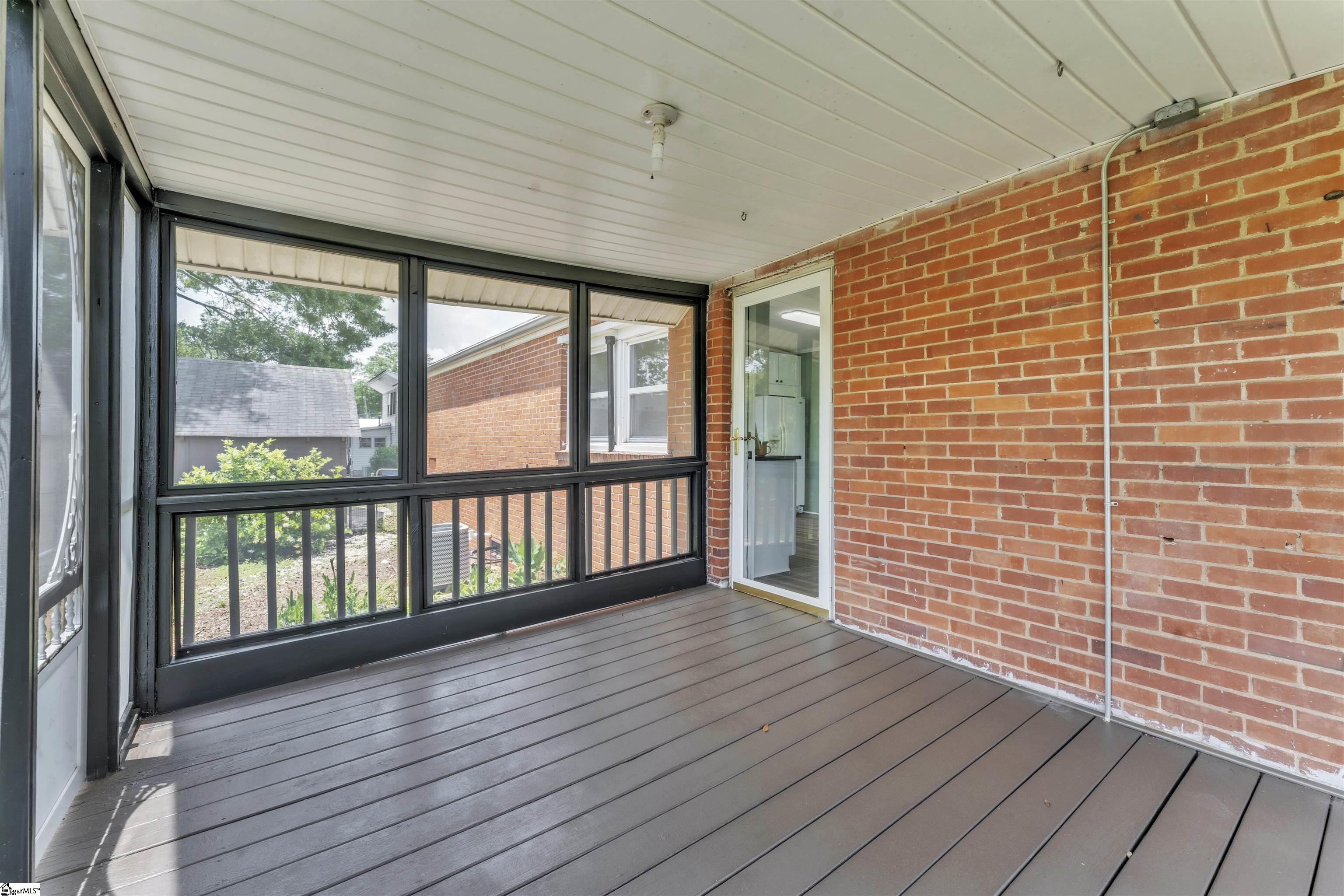 111 Riley Street Westminster, SC 29693