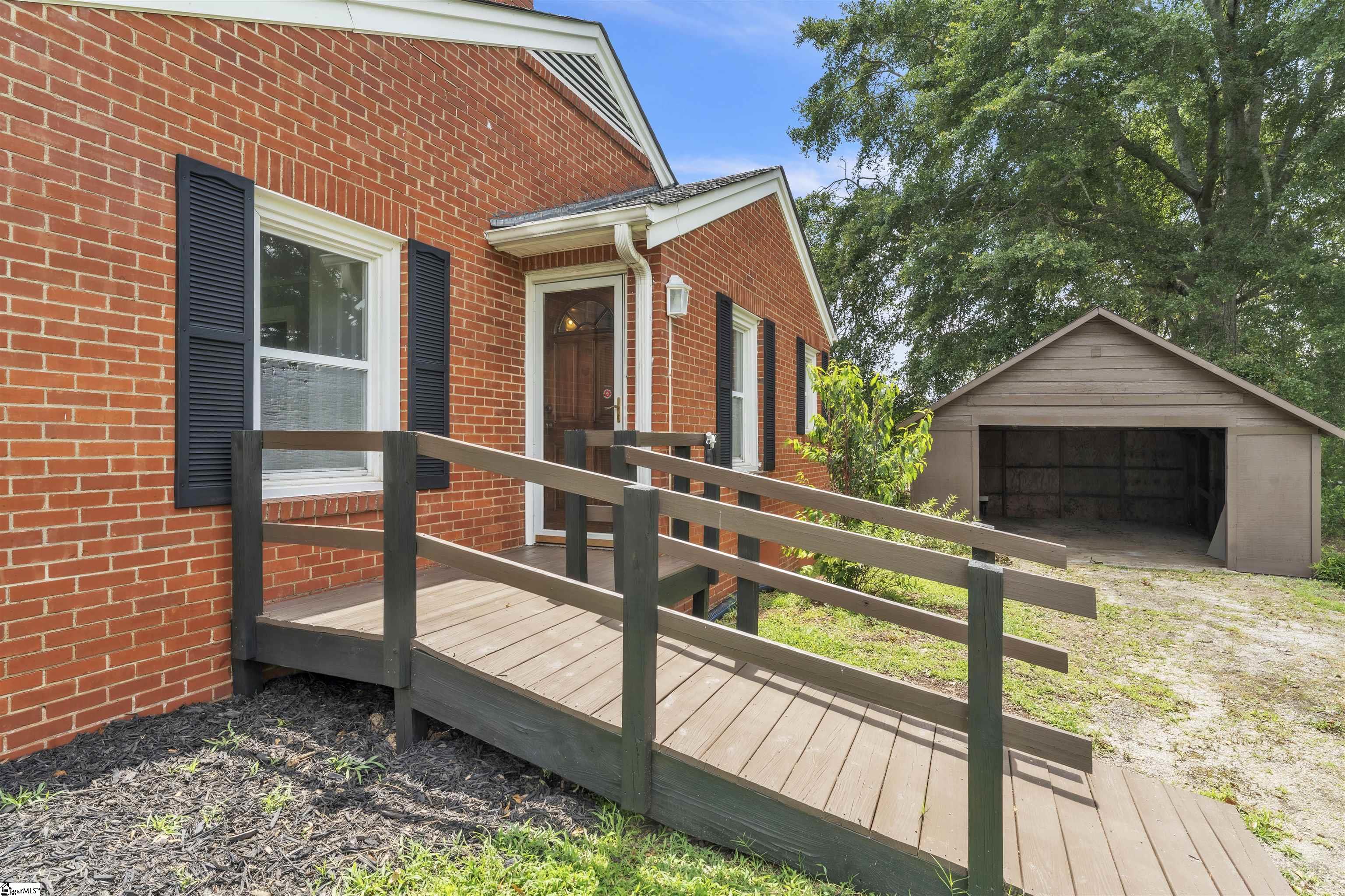 111 Riley Street Westminster, SC 29693