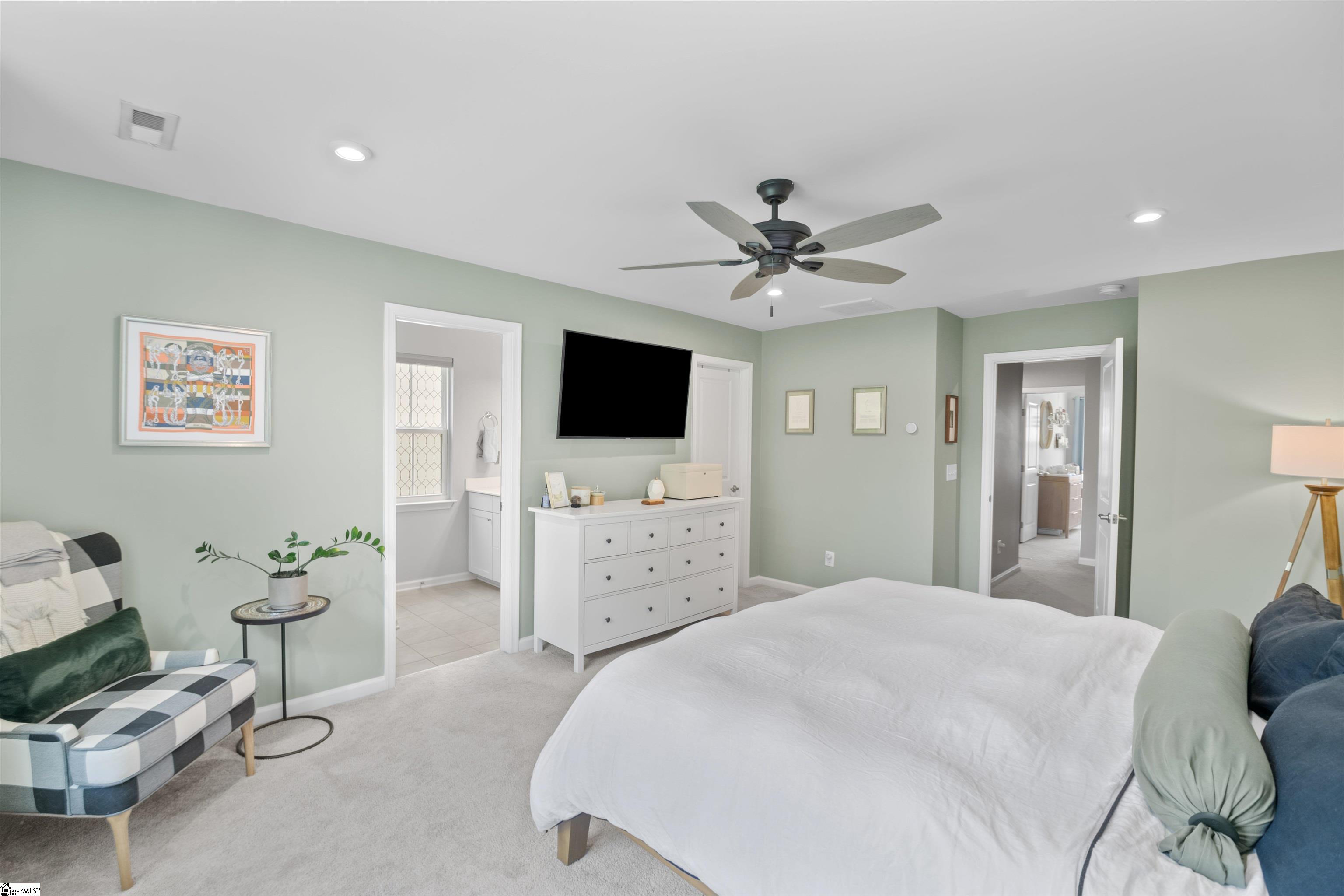 27 Country Dale Drive Greer, SC 29650