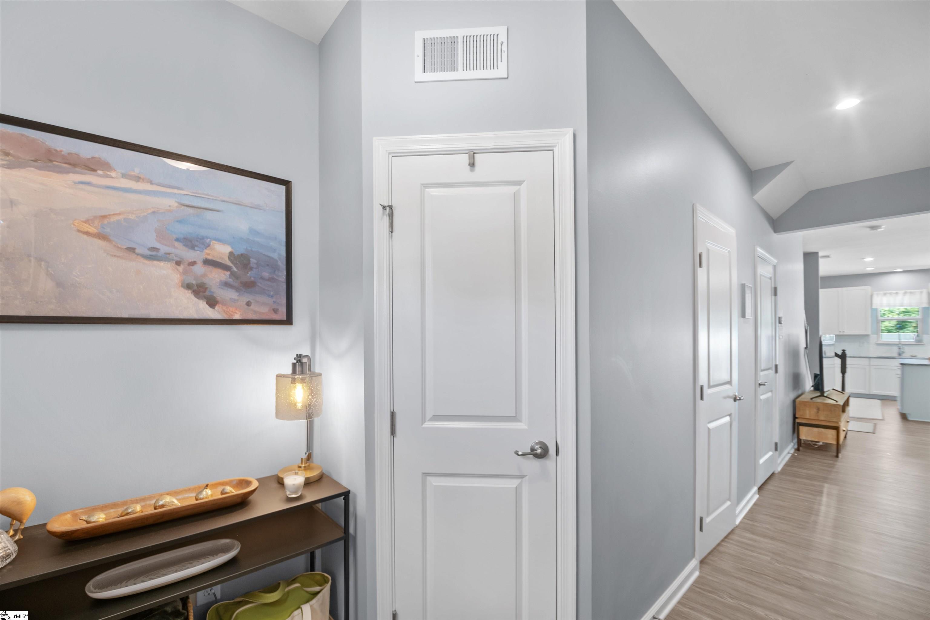 27 Country Dale Drive Greer, SC 29650