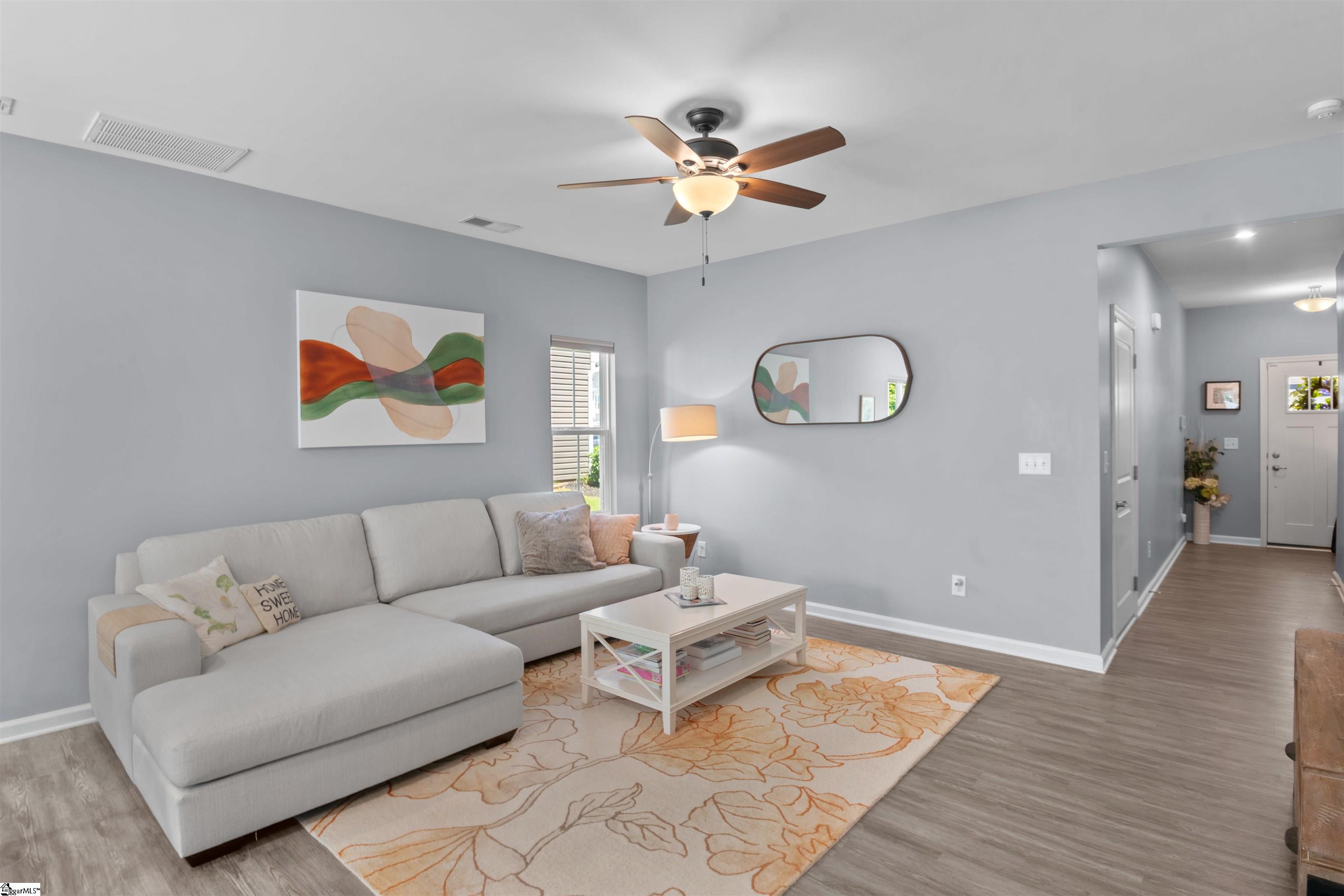 27 Country Dale Drive Greer, SC 29650