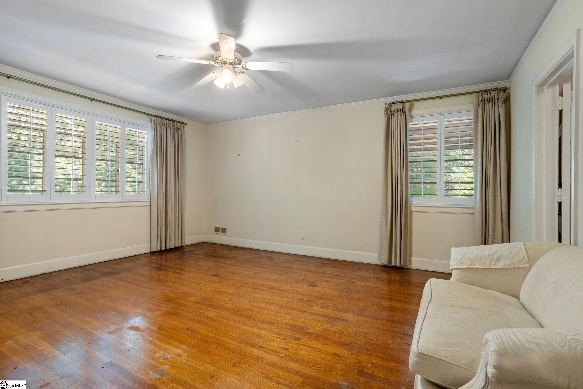 6850 Augusta Road Greenville, SC 29605