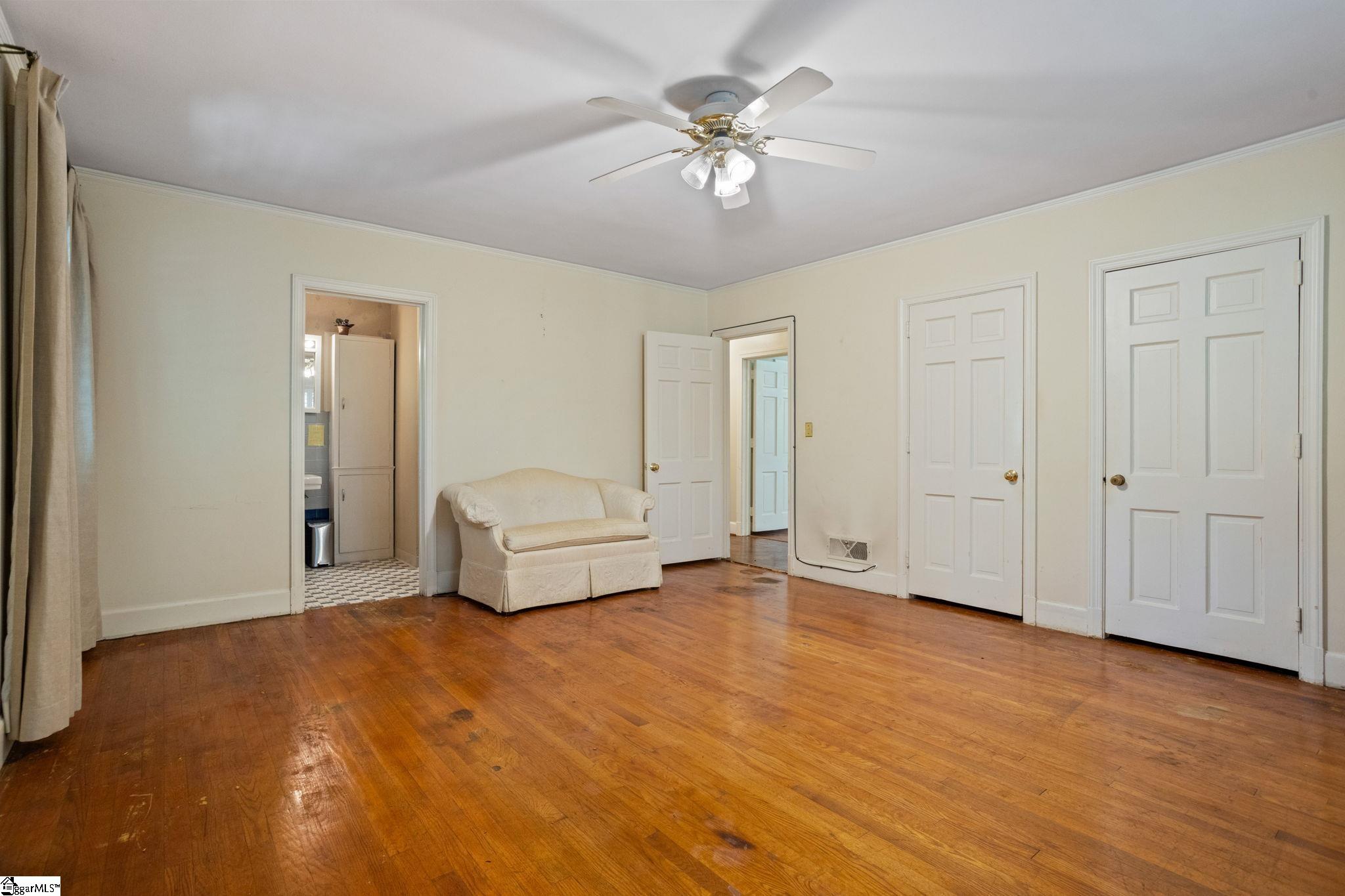 6850 Augusta Road Greenville, SC 29605