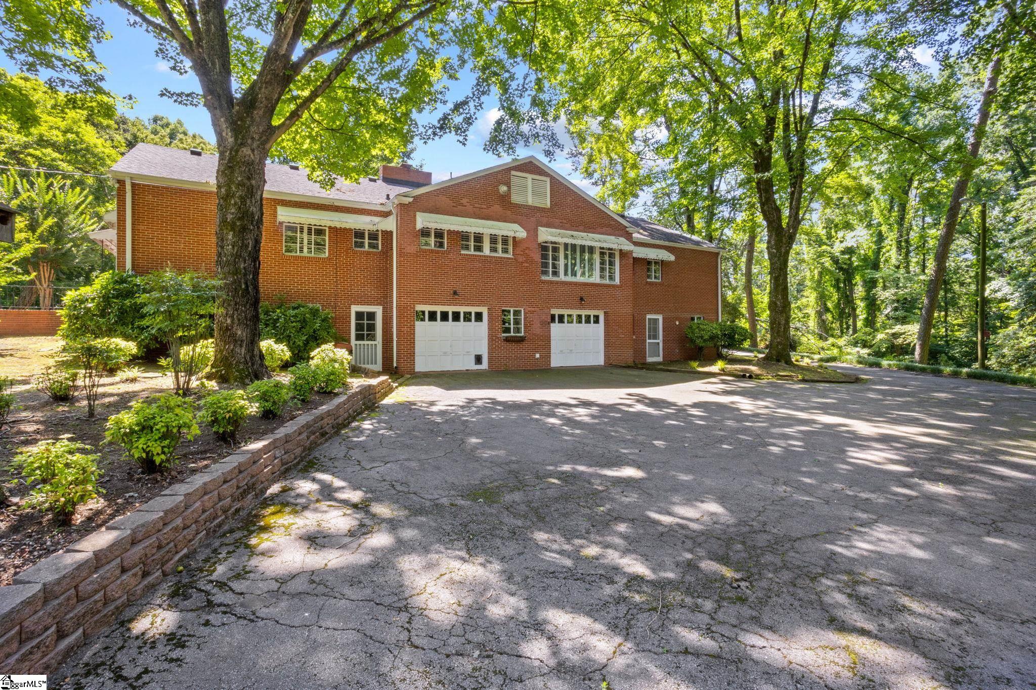 6850 Augusta Road Greenville, SC 29605