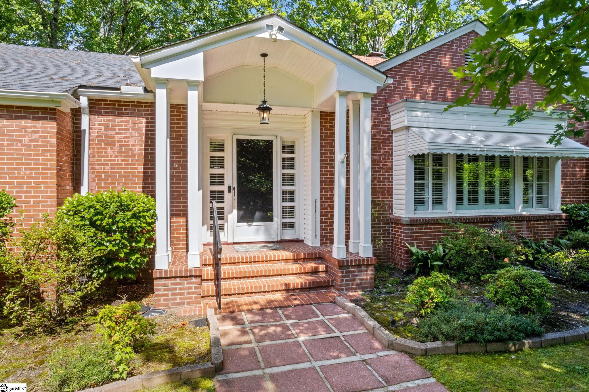 6850 Augusta Road Greenville, SC 29605