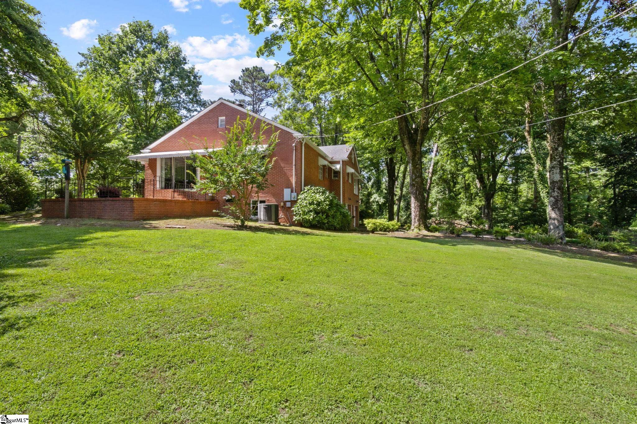 6850 Augusta Road Greenville, SC 29605