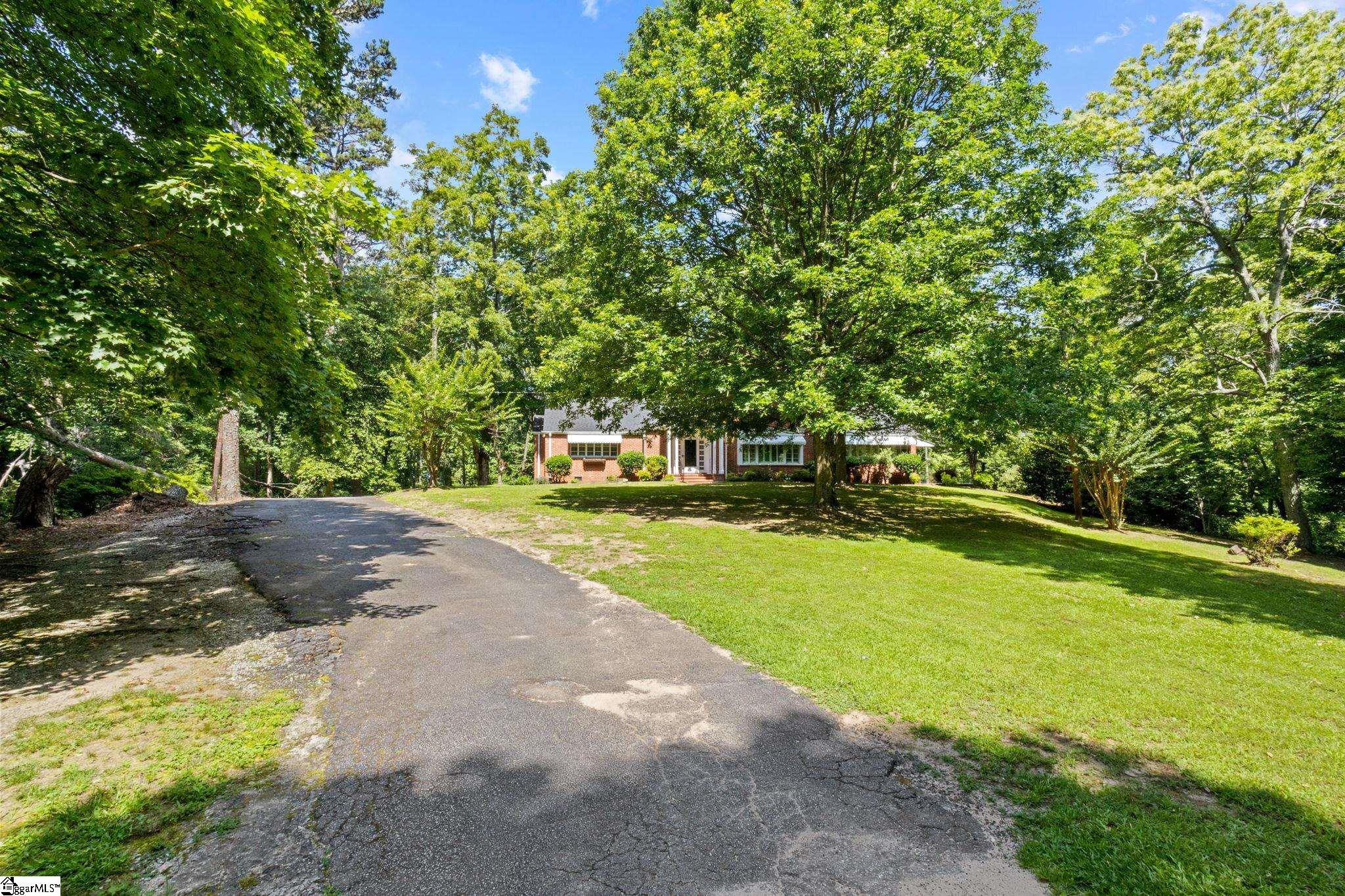 6850 Augusta Road Greenville, SC 29605
