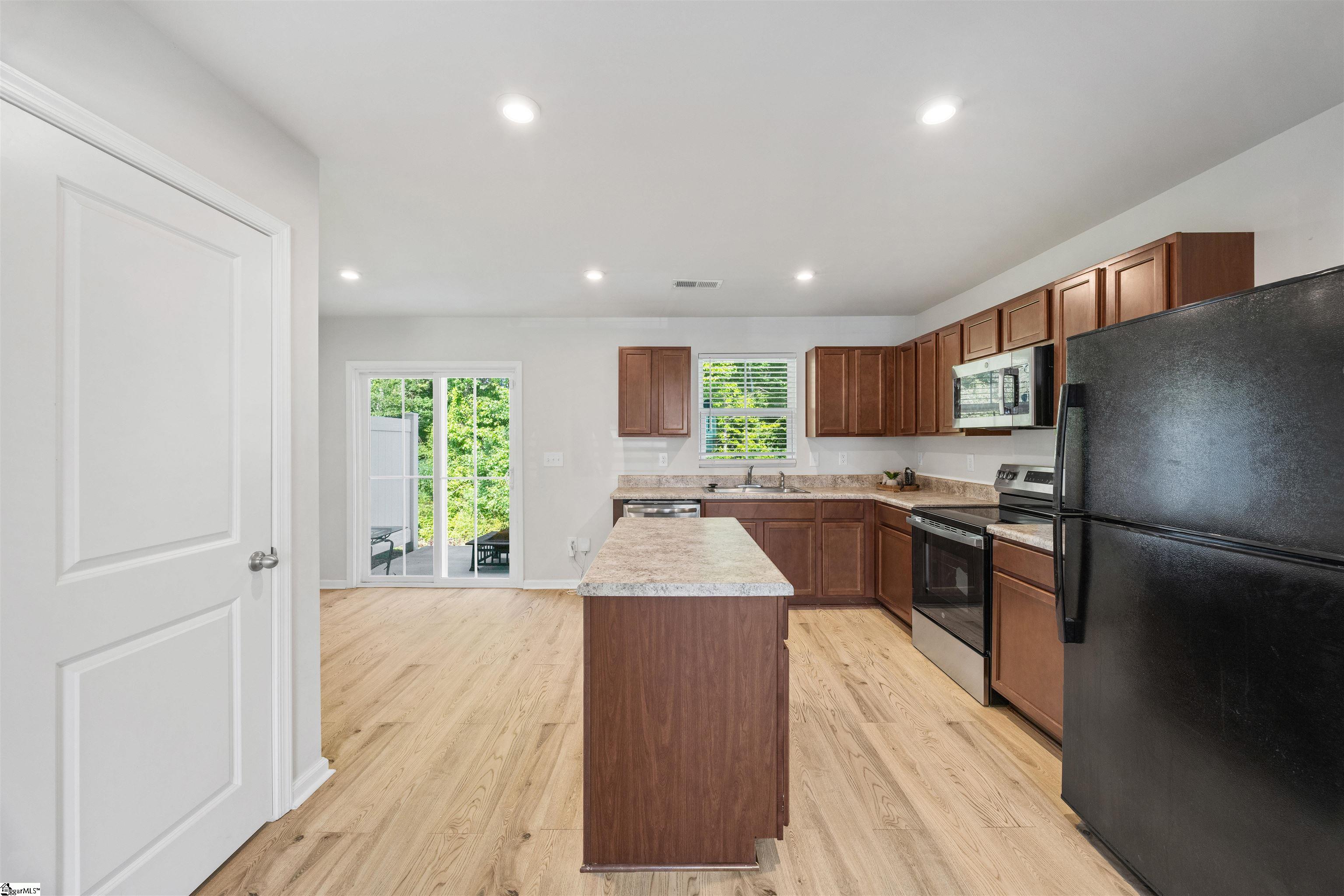 31 Tidworth Drive Greer, SC 29651