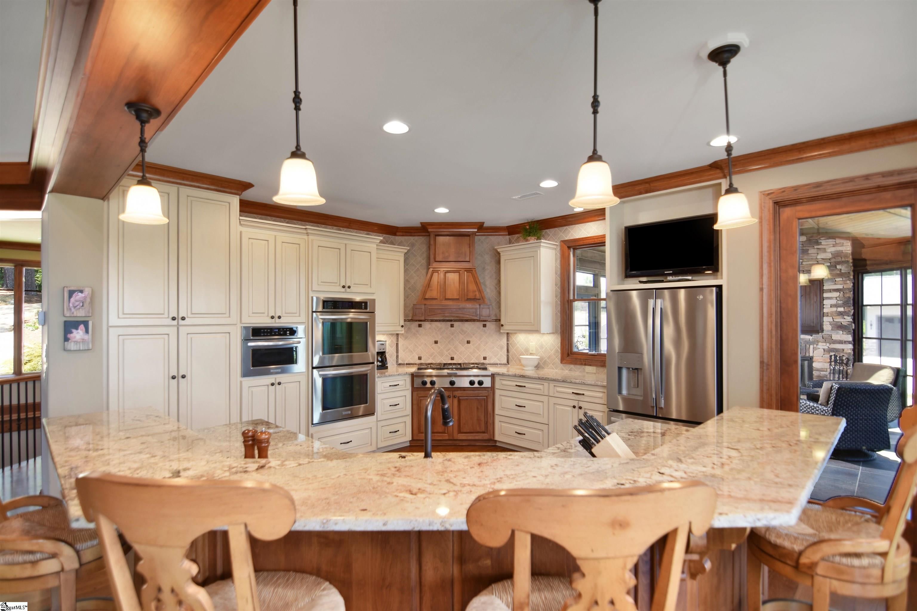 124 Pineridge Pointe Drive Seneca, SC 29672