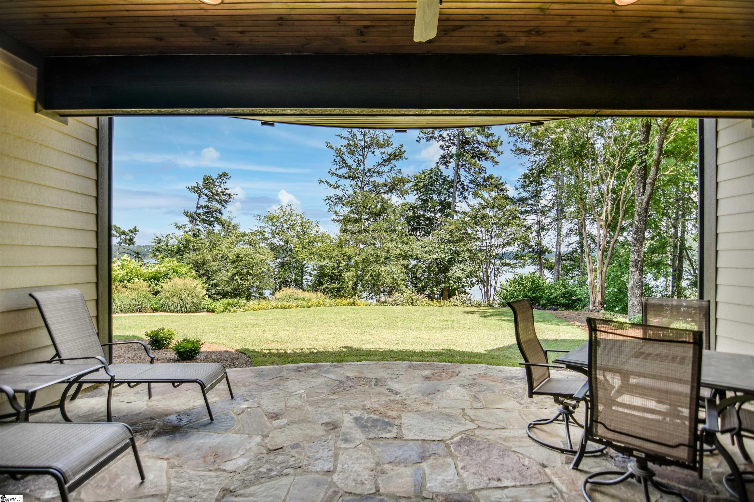 124 Pineridge Pointe Drive Seneca, SC 29672