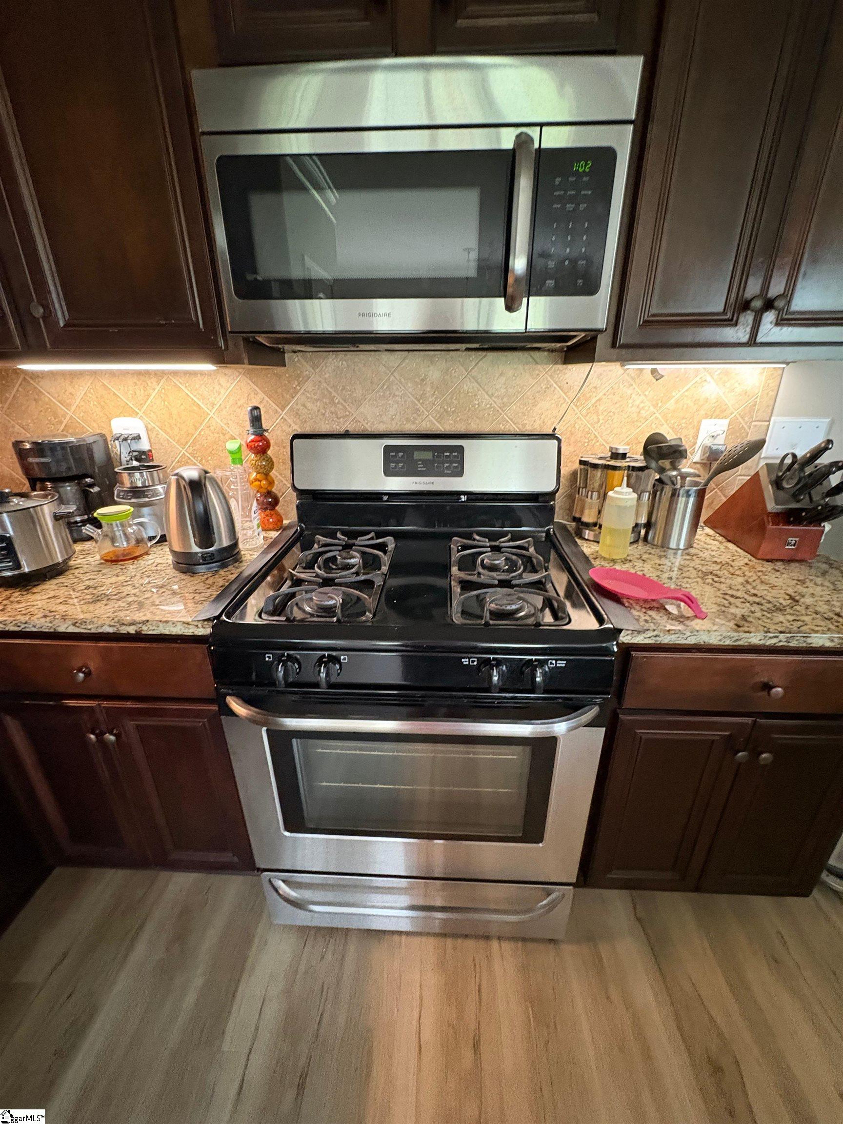232 Abbey Gardens Lane Simpsonville, SC 29681