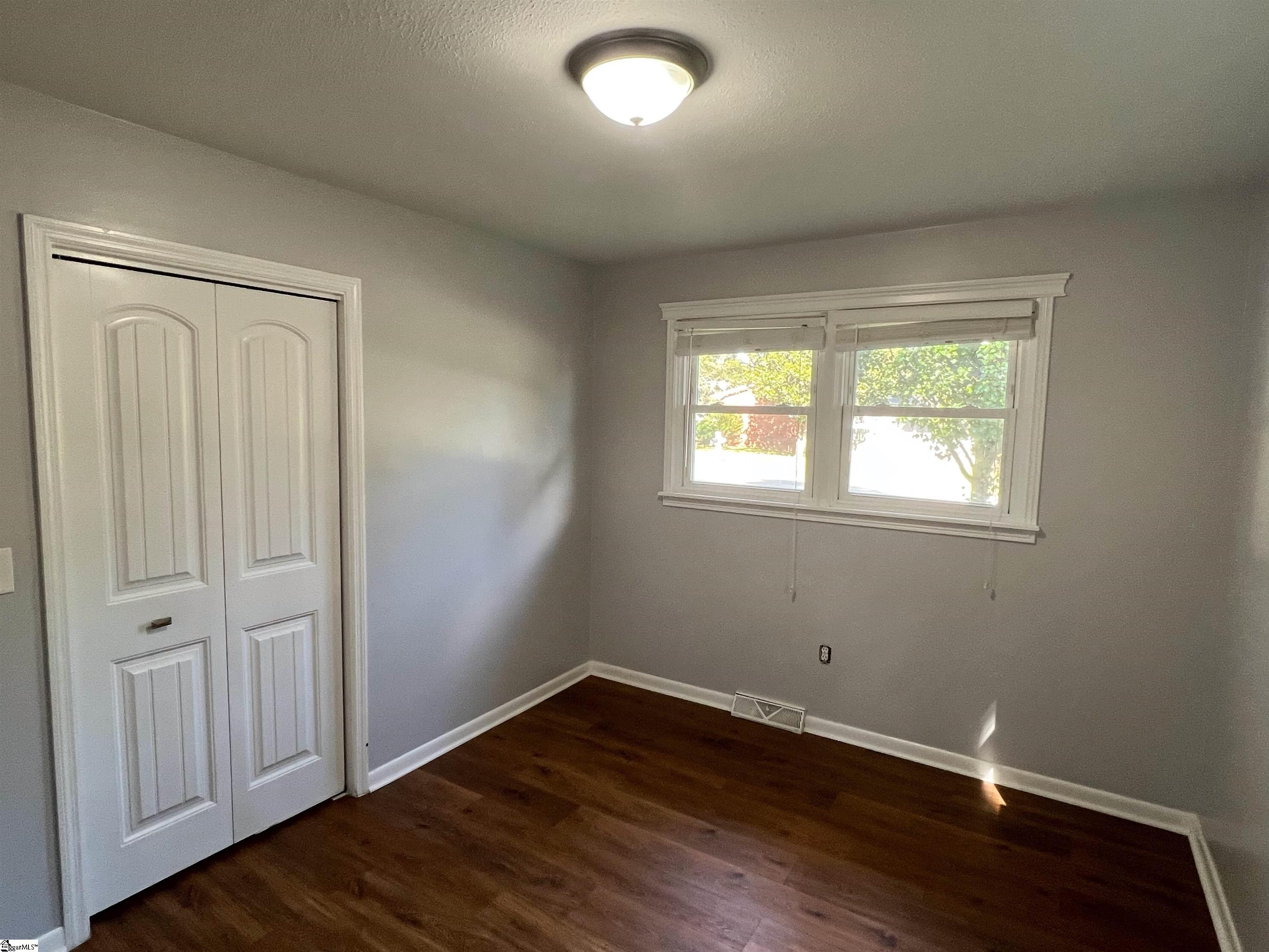 204 Sherondale Lane Simpsonville, SC 29680