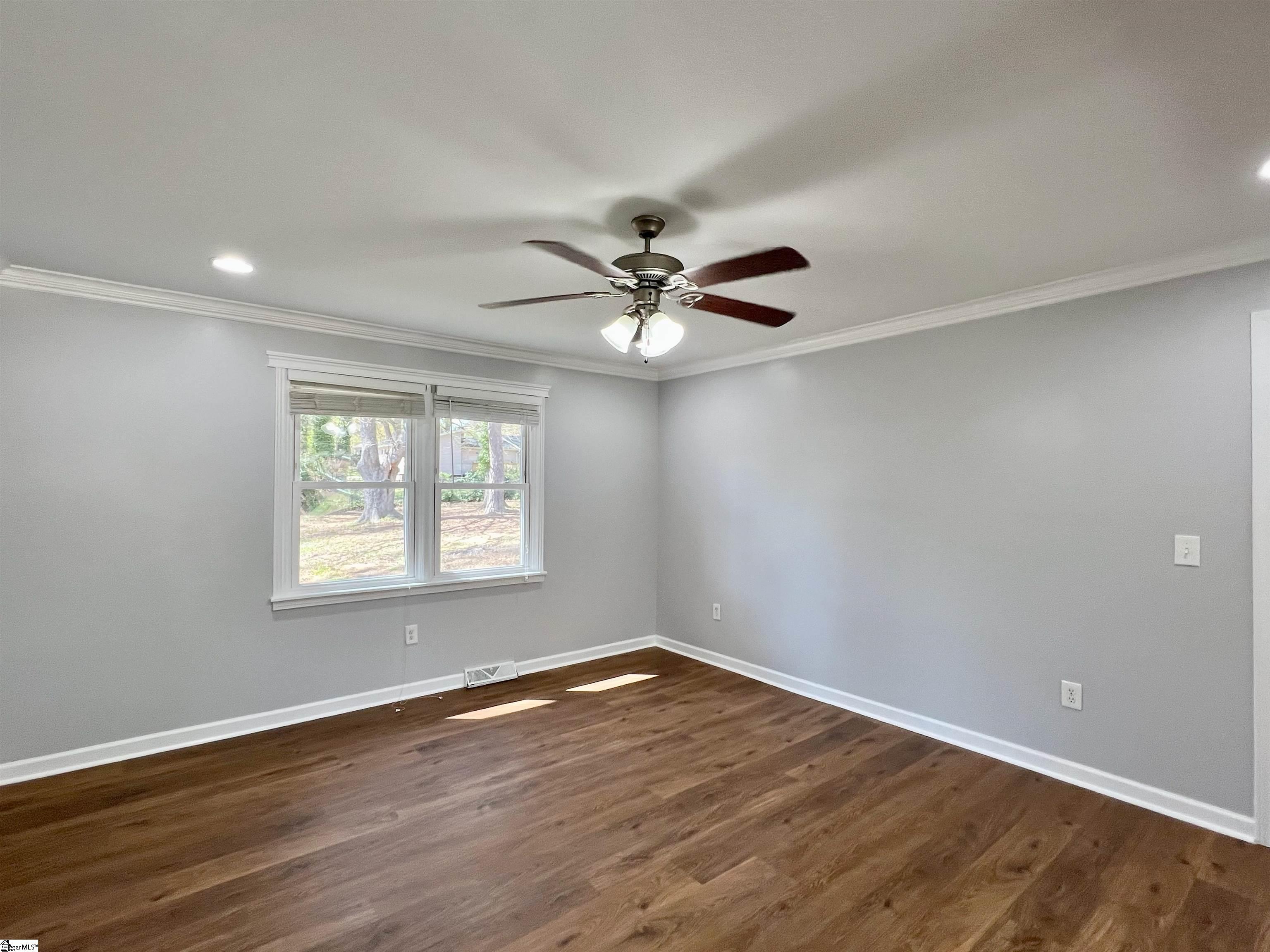 204 Sherondale Lane Simpsonville, SC 29680