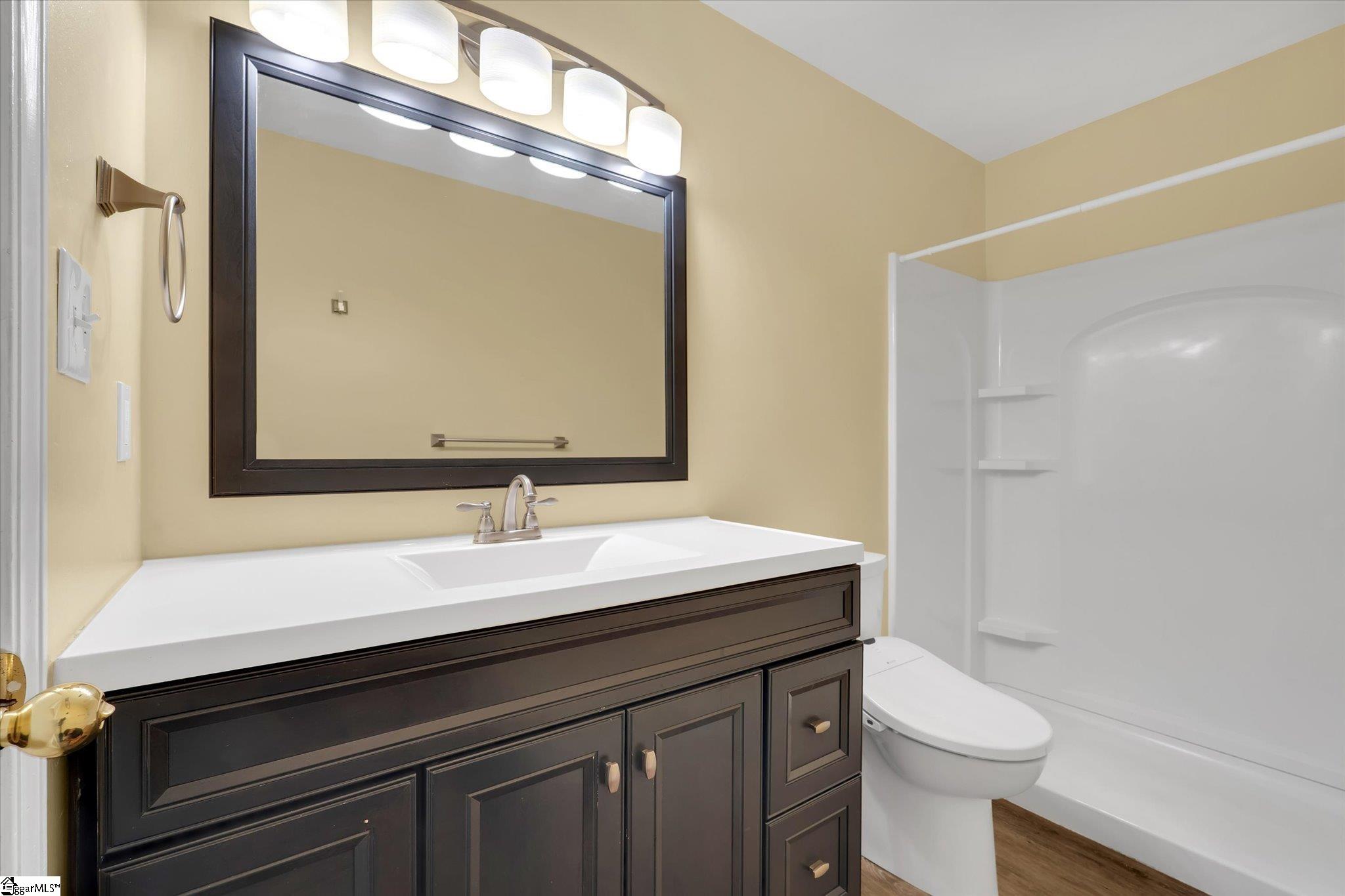 6 Pathway Drive Greenville, SC 29611