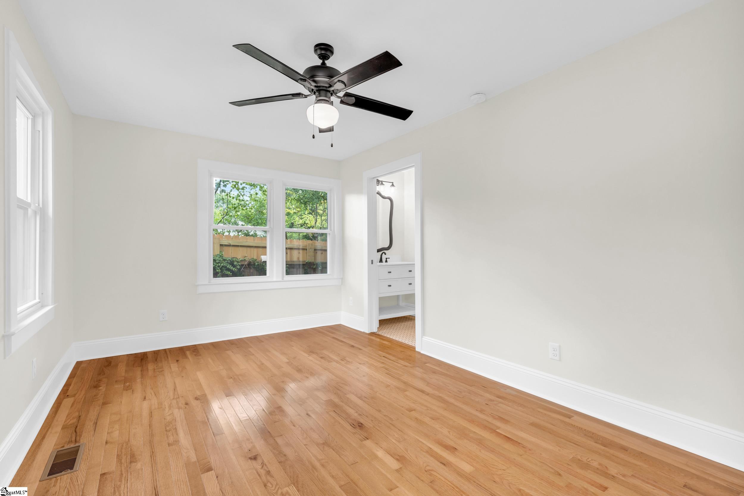 221 Brookdale Avenue Greenville, SC 29607