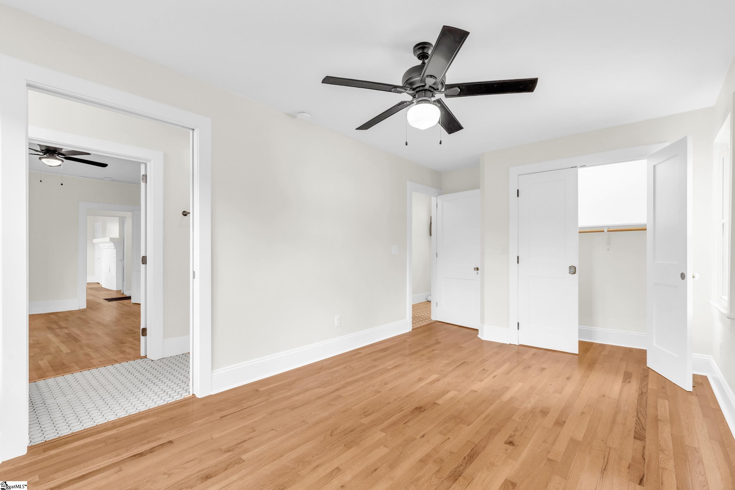 221 Brookdale Avenue Greenville, SC 29607