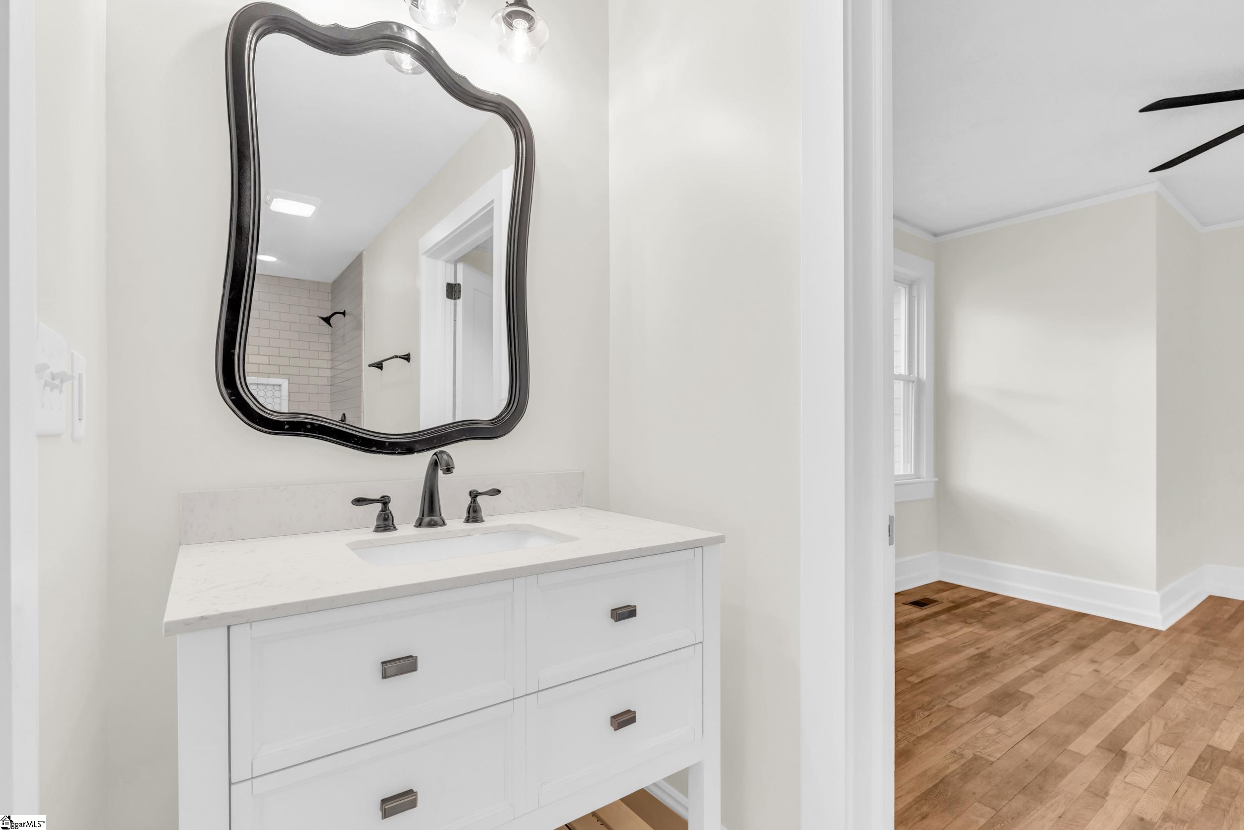 221 Brookdale Avenue Greenville, SC 29607