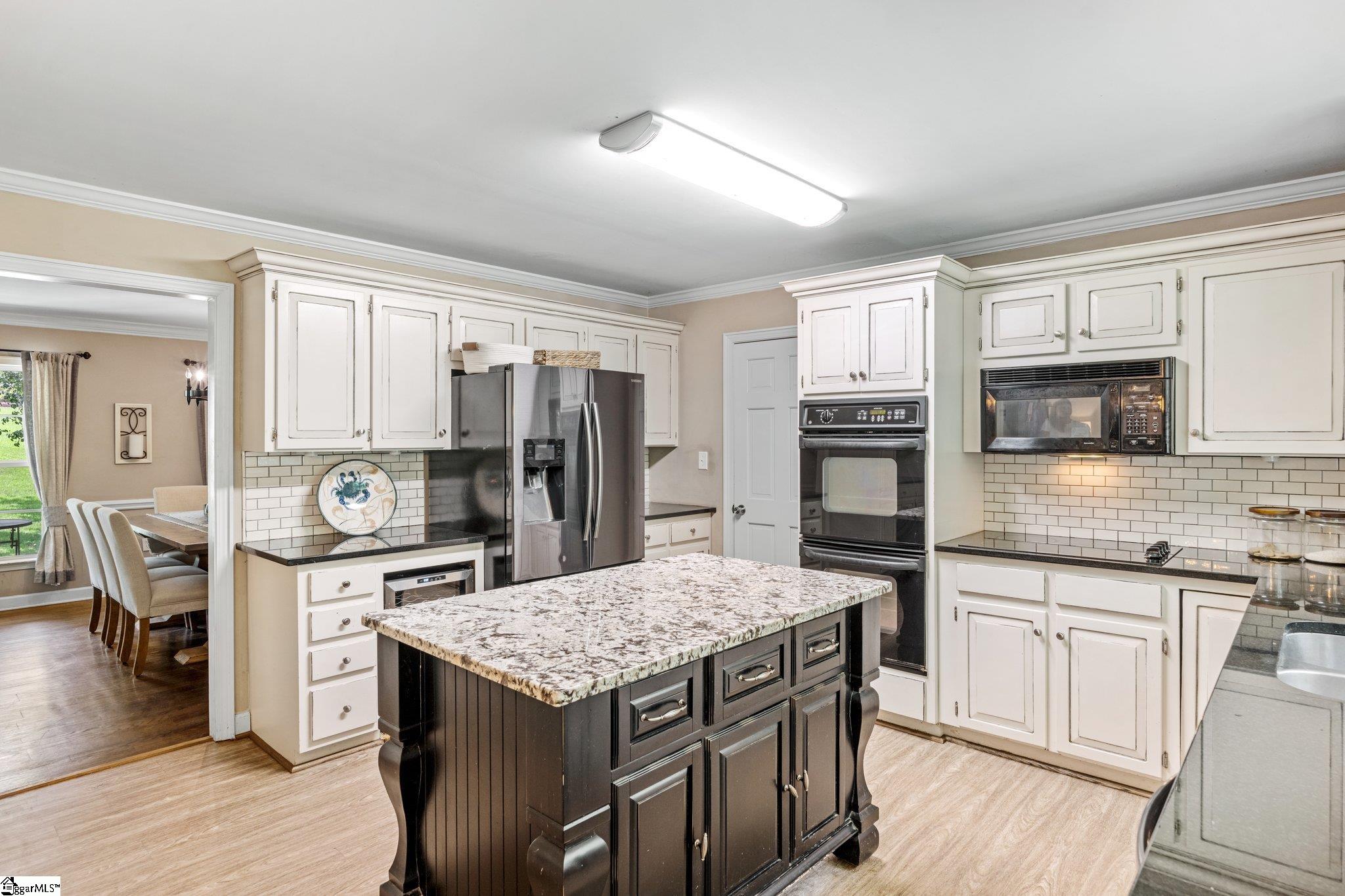 104 Williamsburg Drive Greer, SC 29651