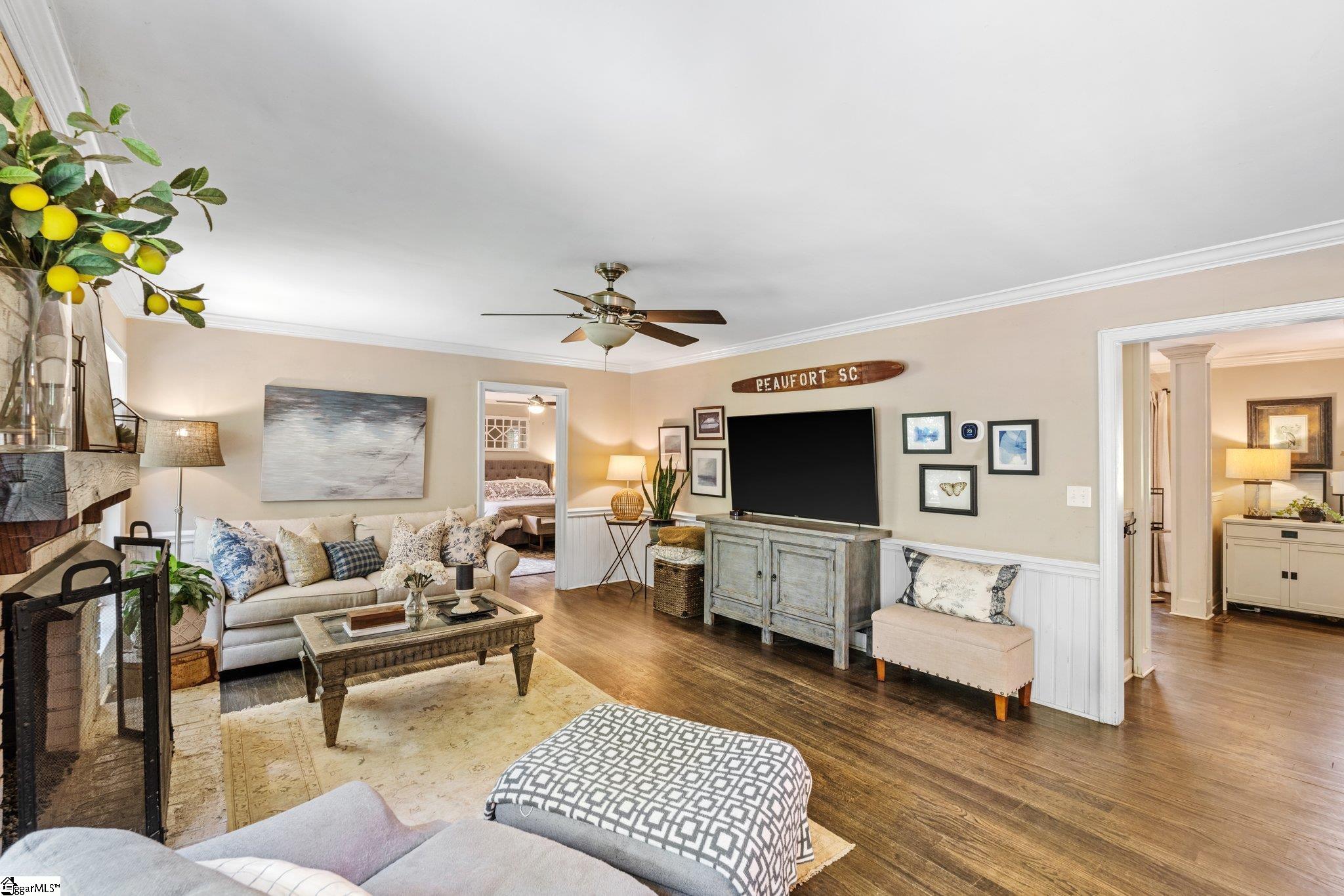 104 Williamsburg Drive Greer, SC 29651