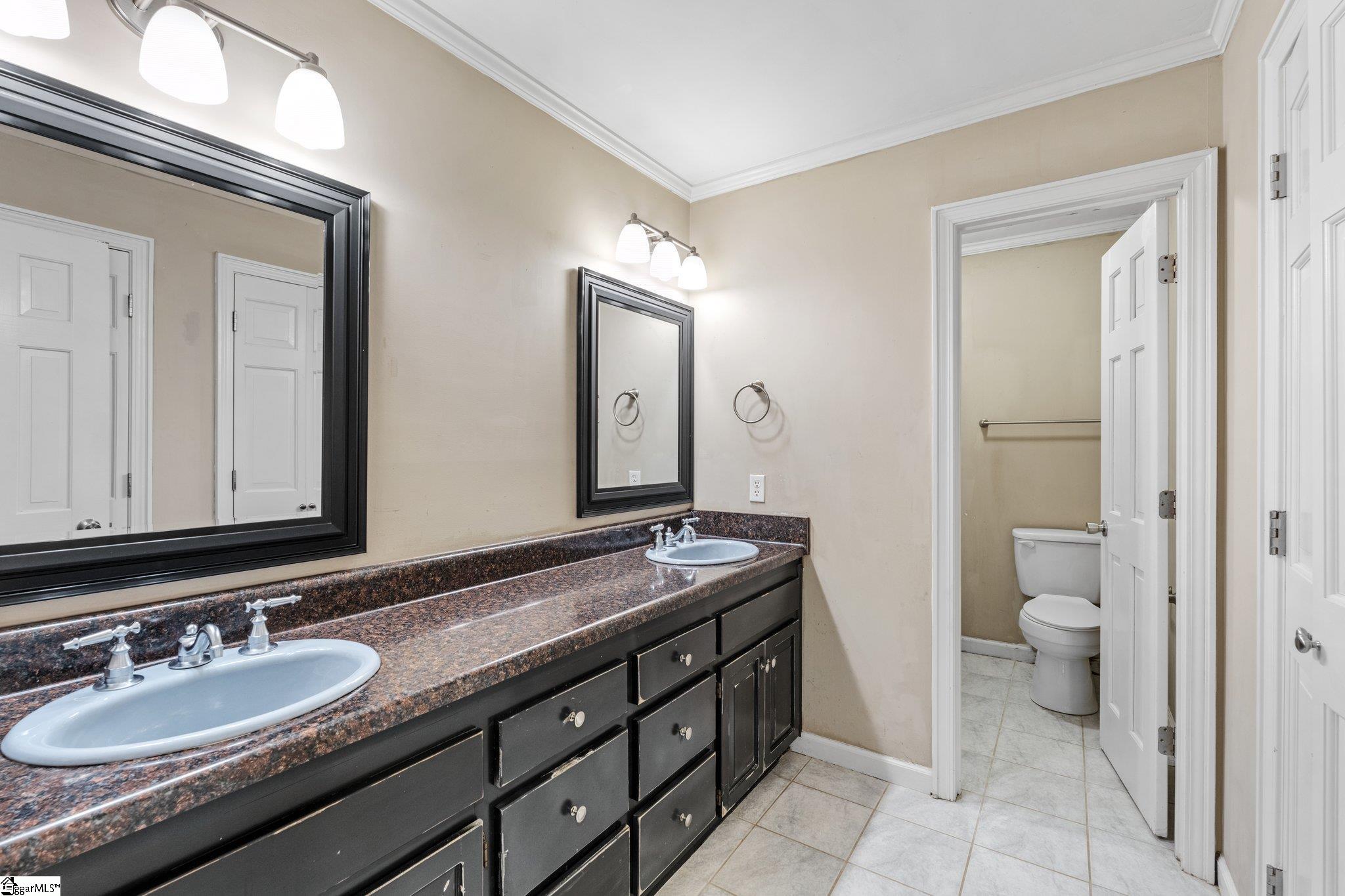 104 Williamsburg Drive Greer, SC 29651