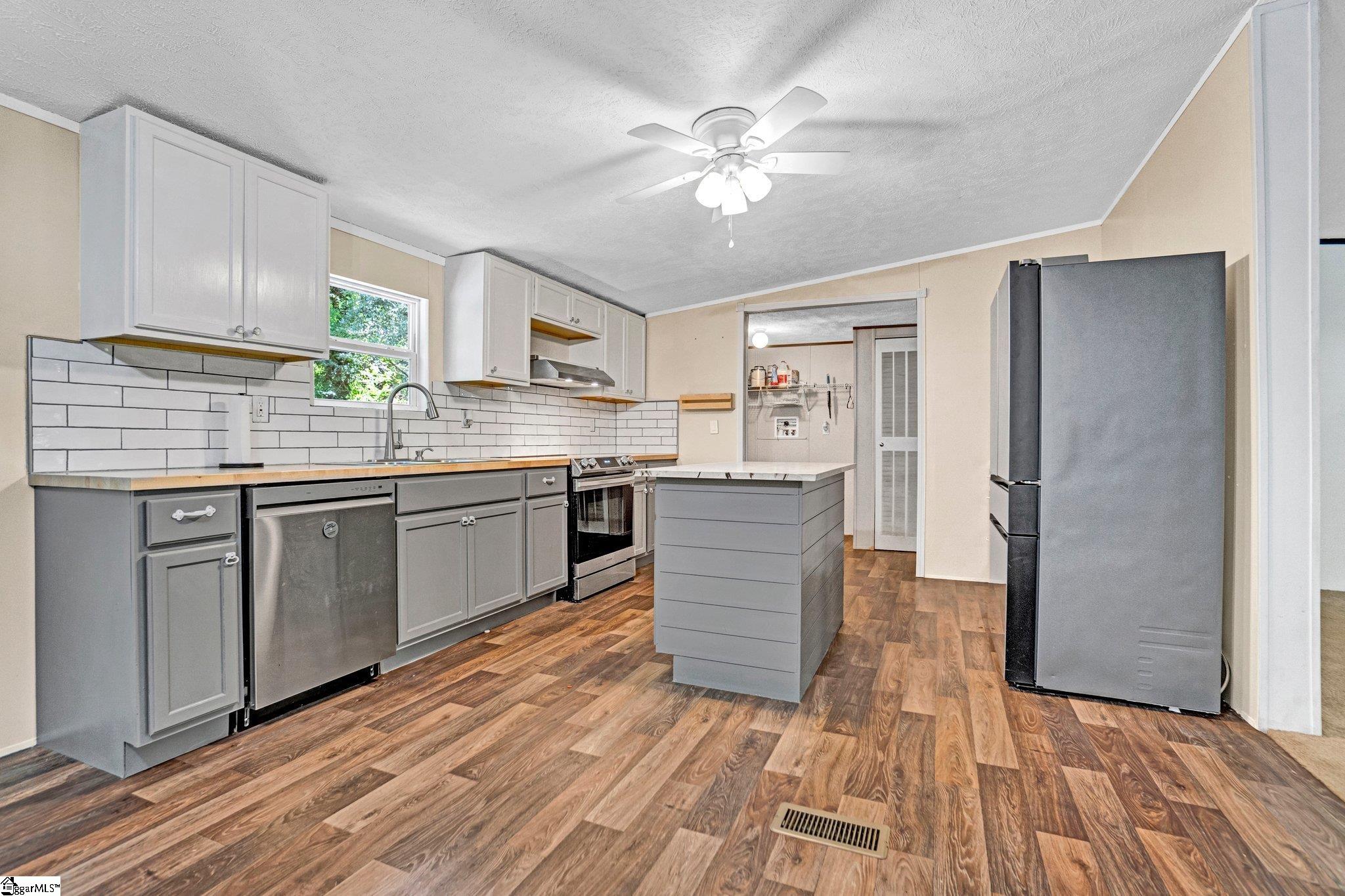227 Murrell Road Greenville, SC 29605