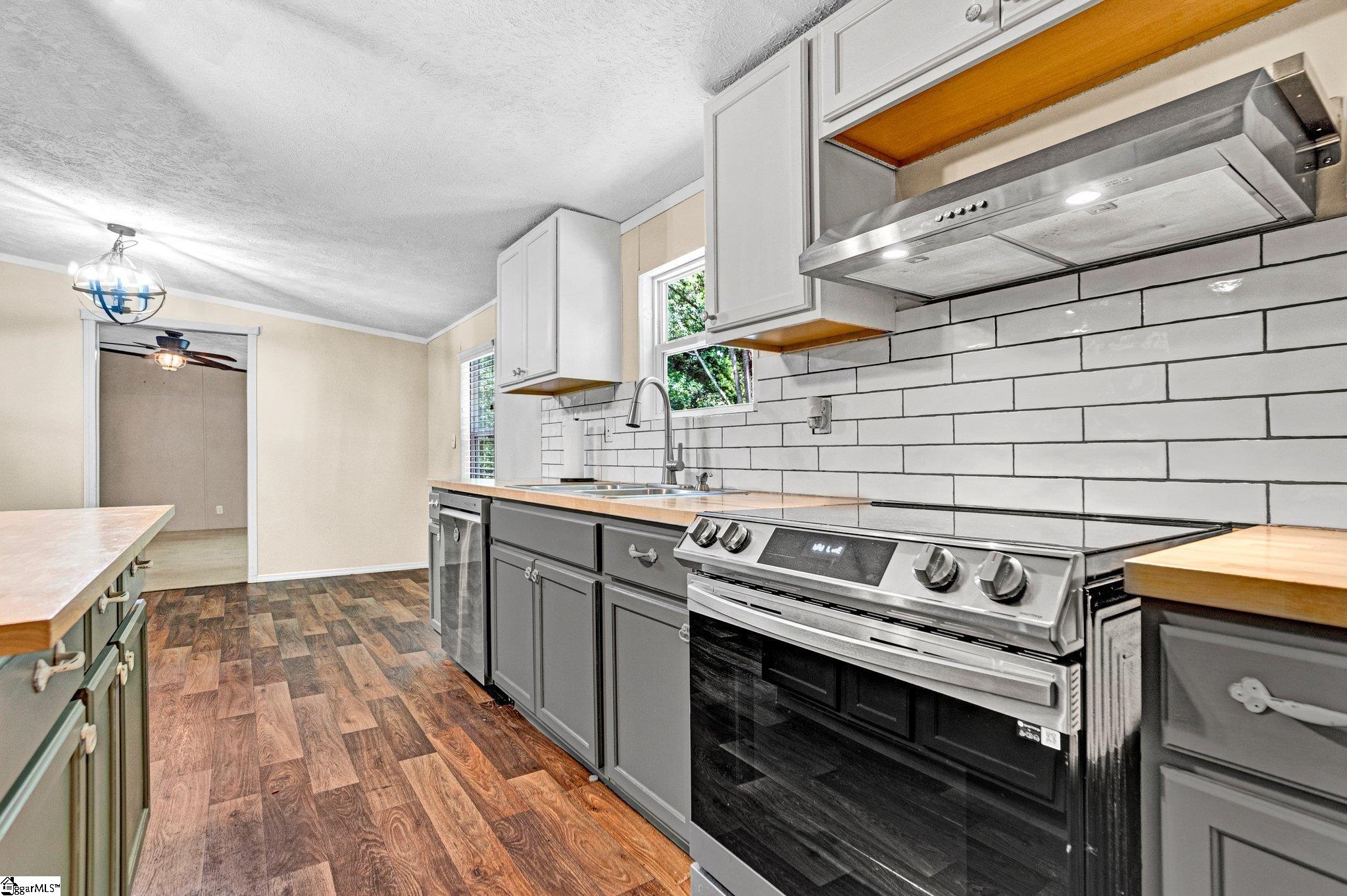 227 Murrell Road Greenville, SC 29605