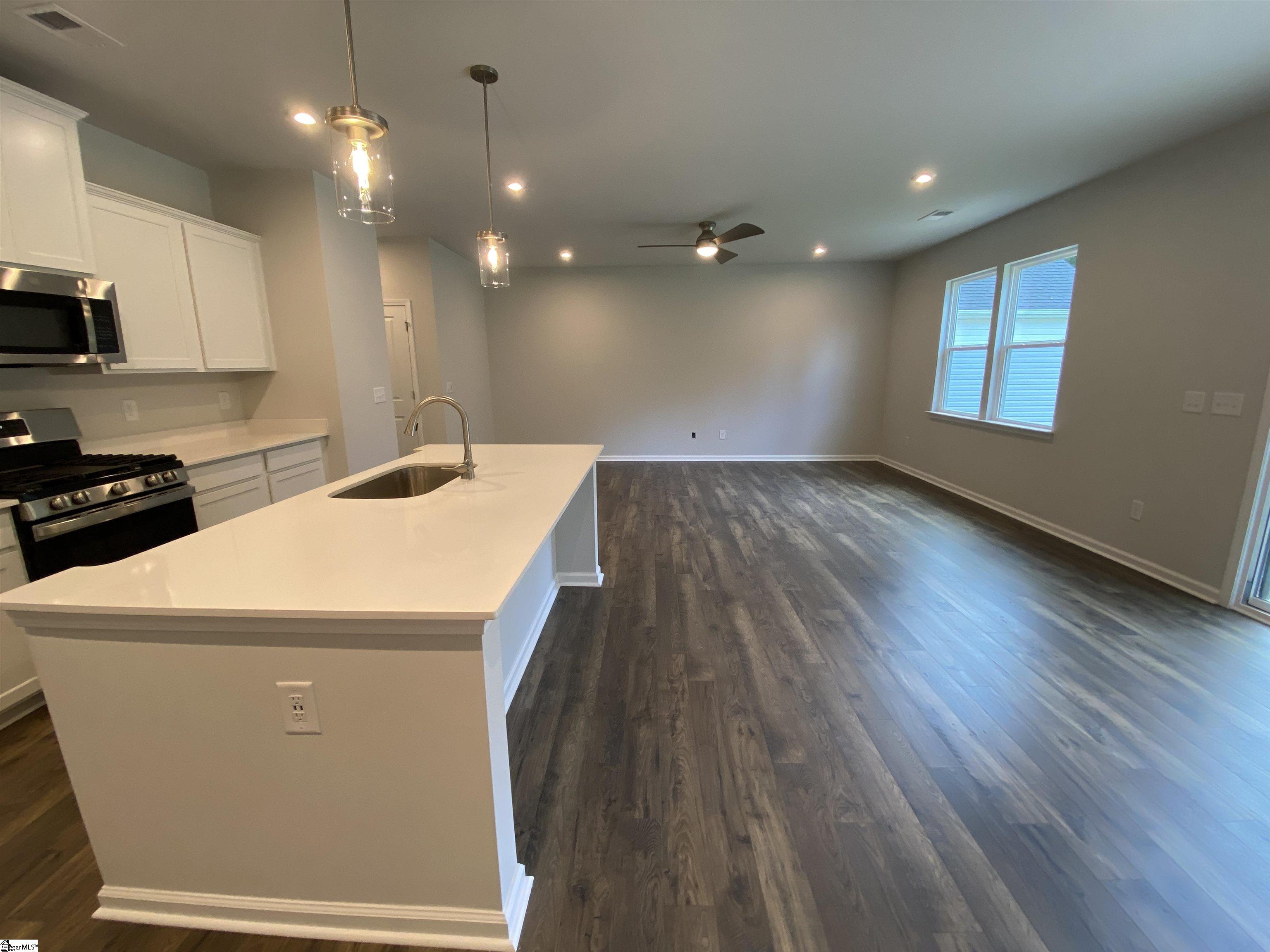 3106 Hillgate Trail Boiling Springs, SC 29316
