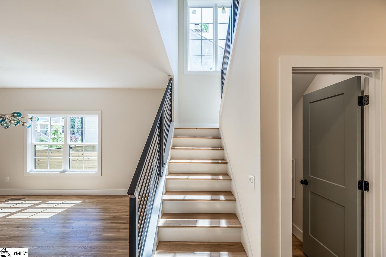 11 Stall Street Greenville, SC 29609