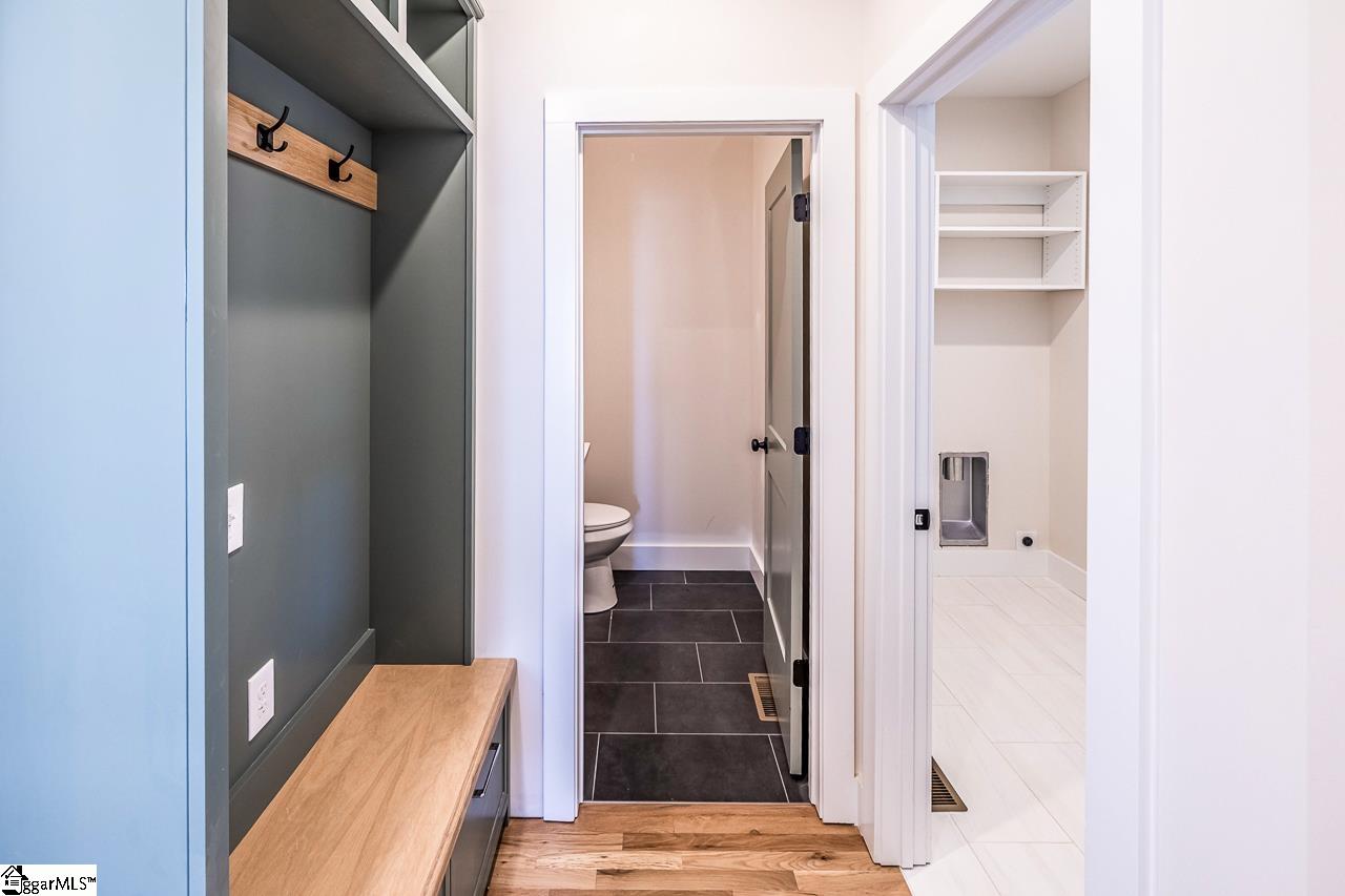 11 Stall Street Greenville, SC 29609