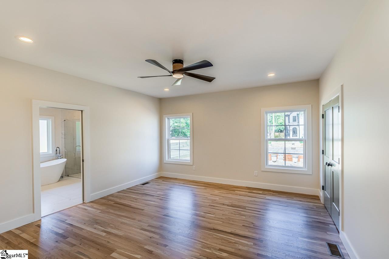 11 Stall Street Greenville, SC 29609