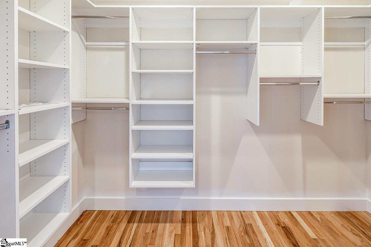 11 Stall Street Greenville, SC 29609