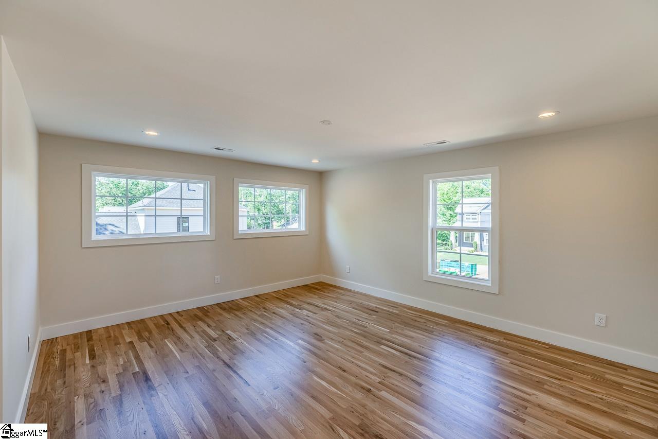 11 Stall Street Greenville, SC 29609