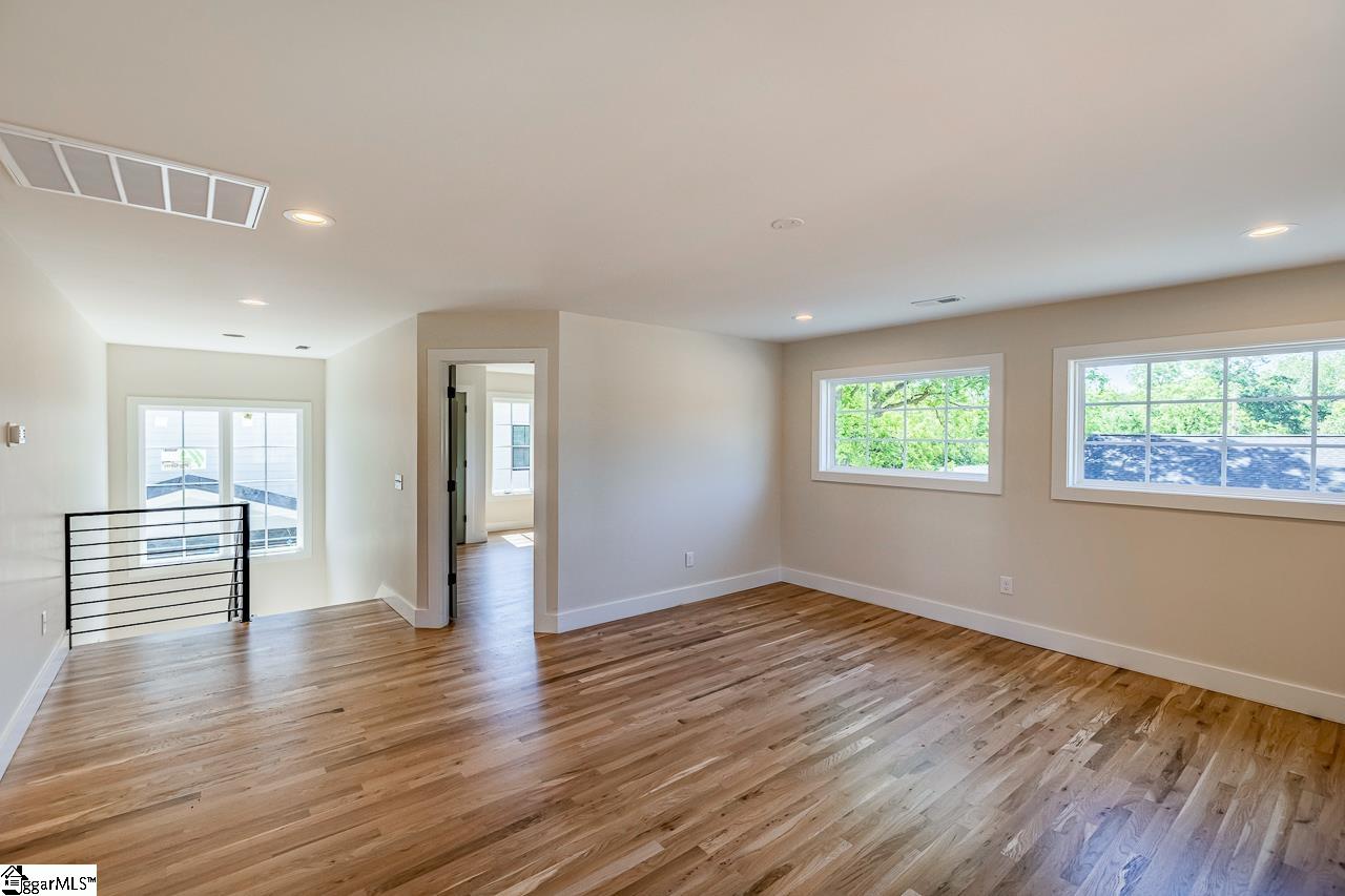 11 Stall Street Greenville, SC 29609