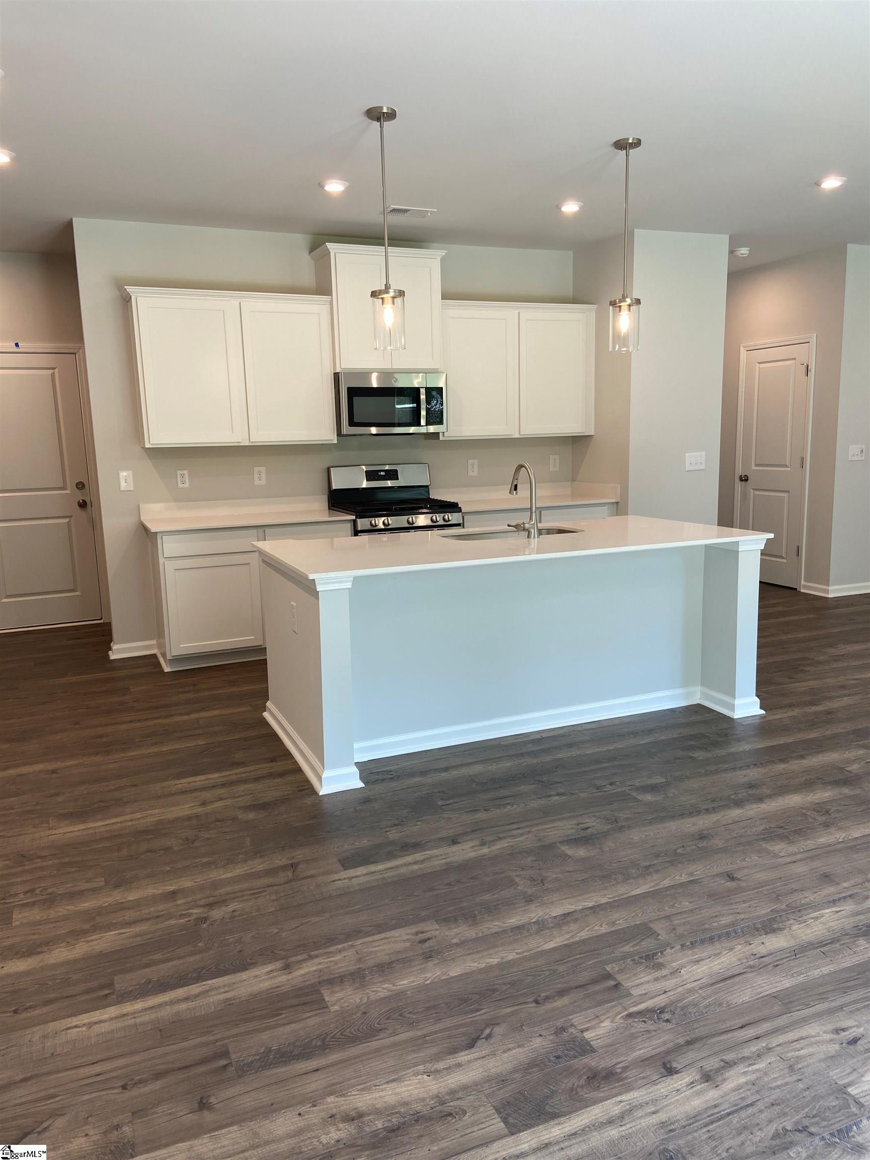 3082 Hillgate Trail Boiling Springs, SC 29316