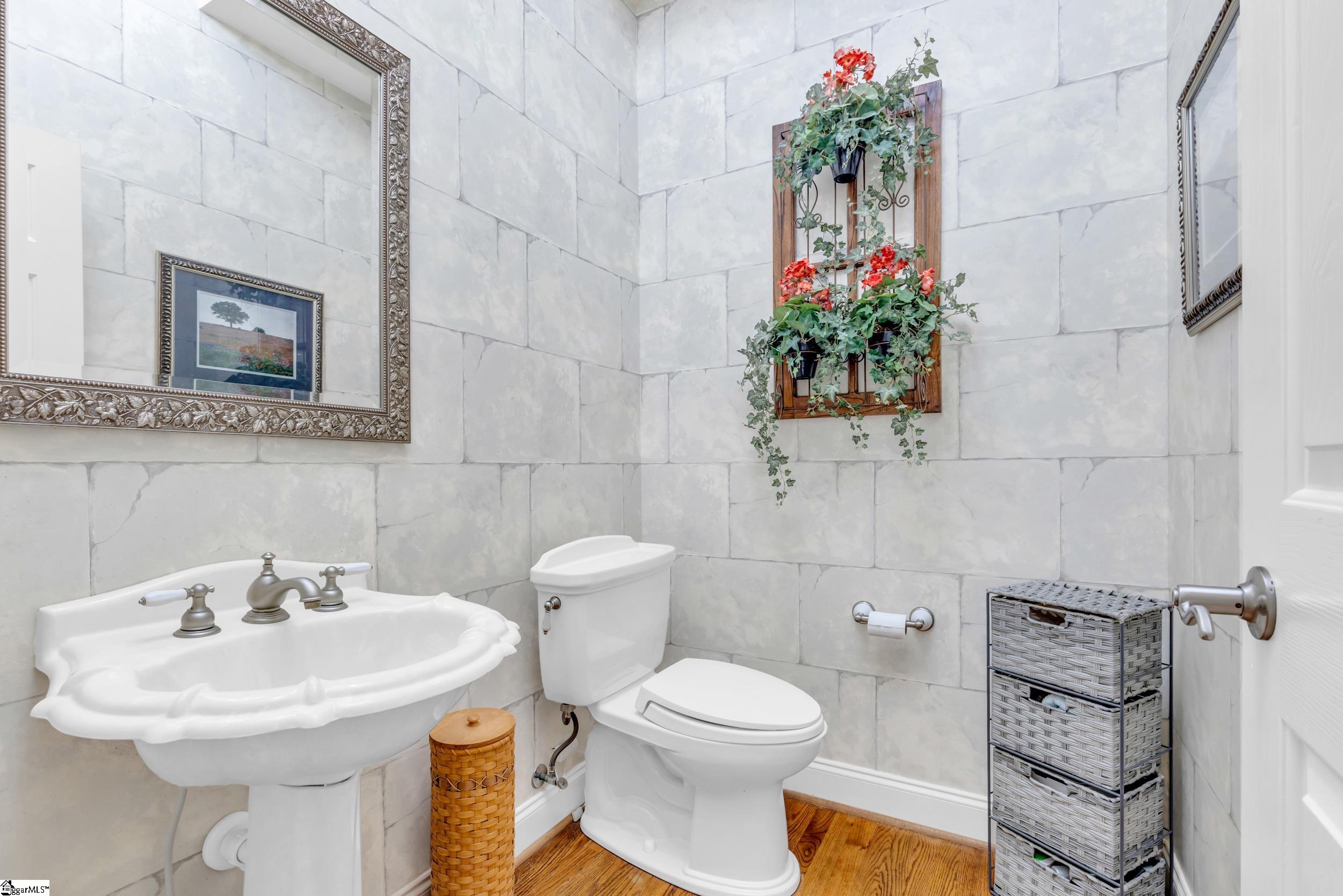 112 Walnut Creek Way Greenville, SC 29611