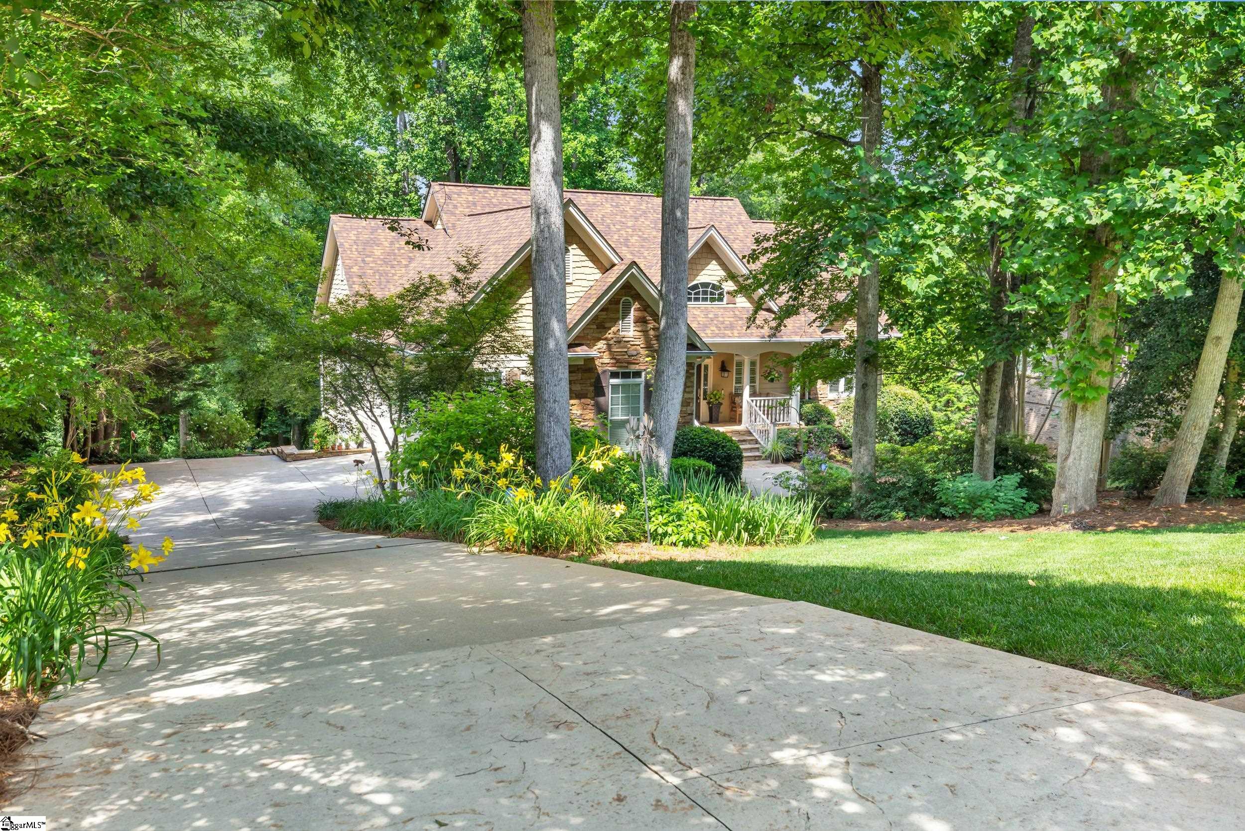 112 Walnut Creek Way Greenville, SC 29611