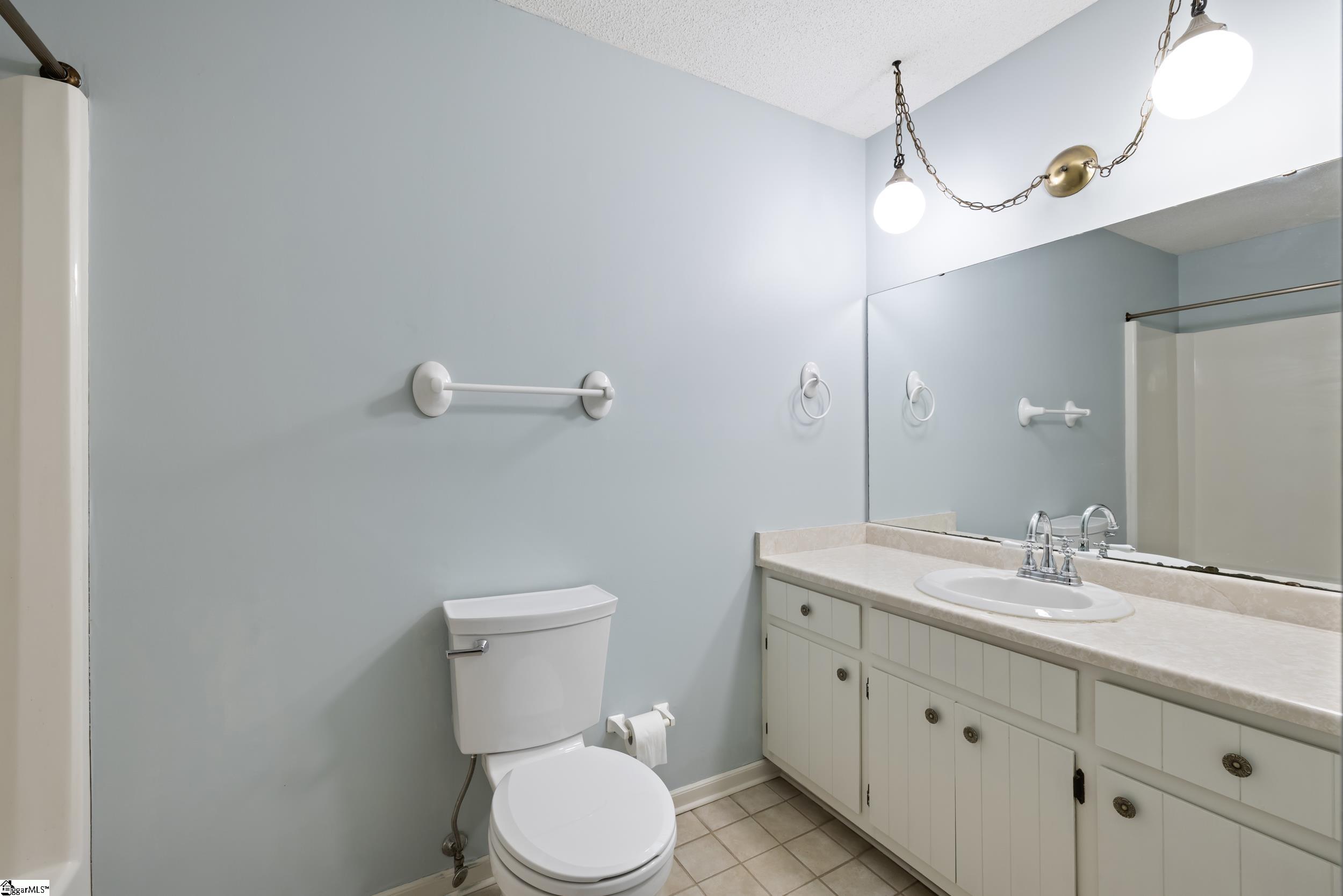 816 Brentwood Way Simpsonville, SC 29680