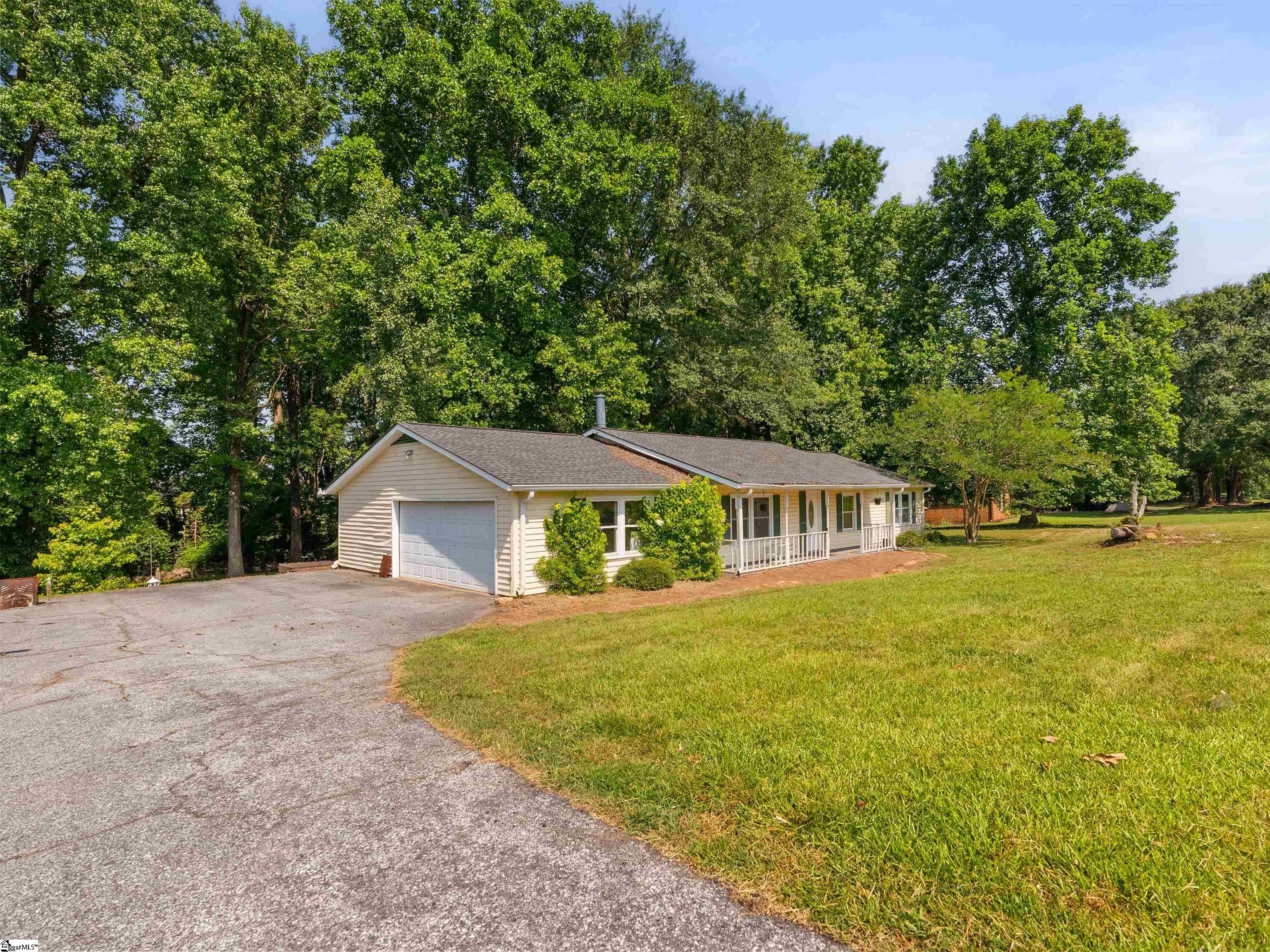 113 Commodore Drive Duncan, SC 29334