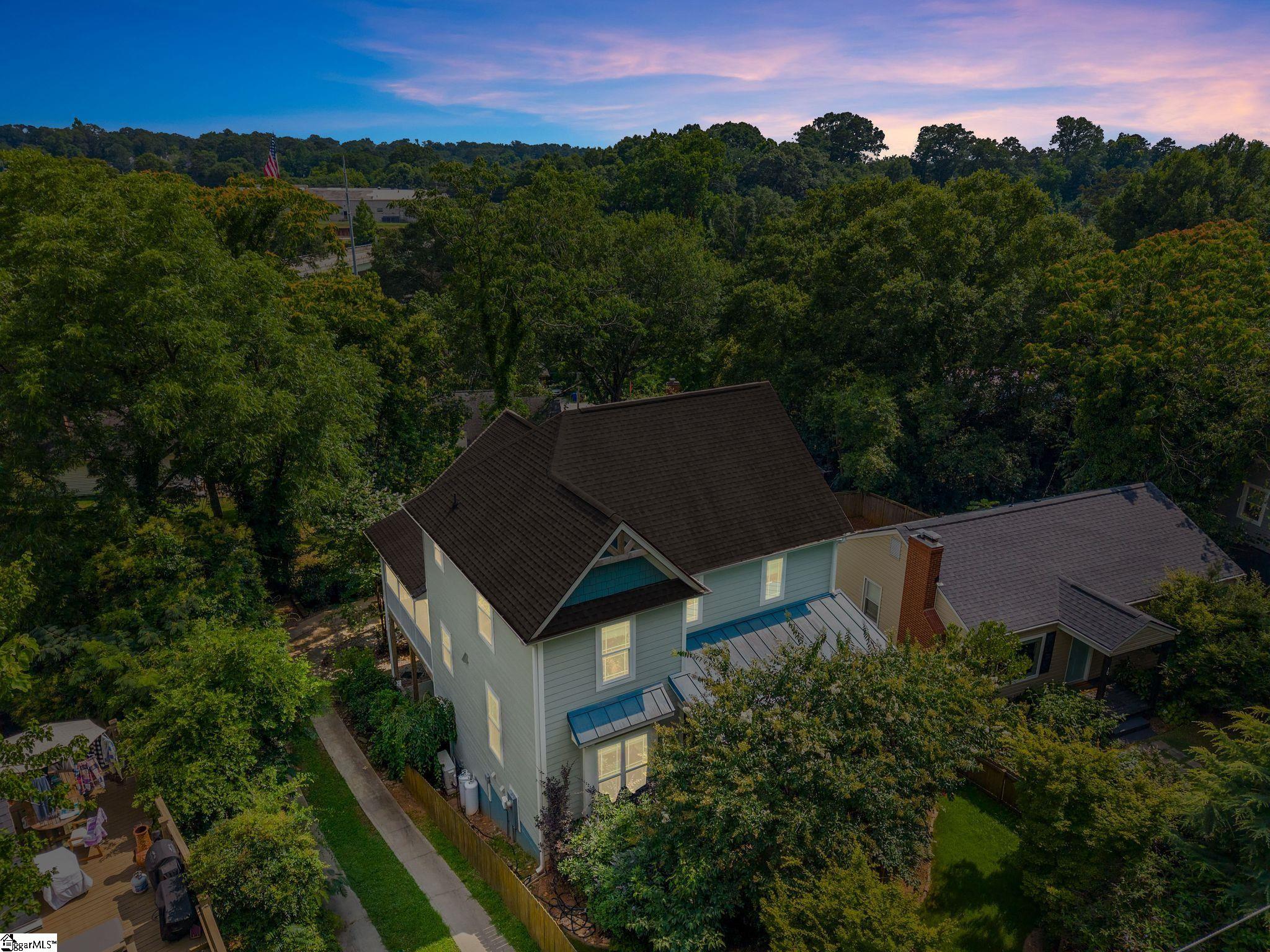 106 Woodville Avenue Greenville, SC 29607