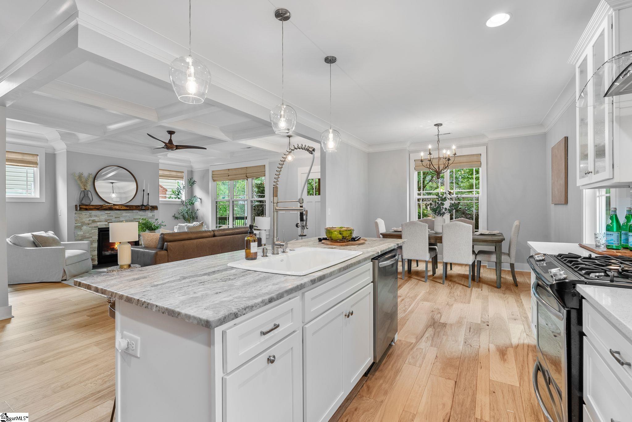 106 Woodville Avenue Greenville, SC 29607