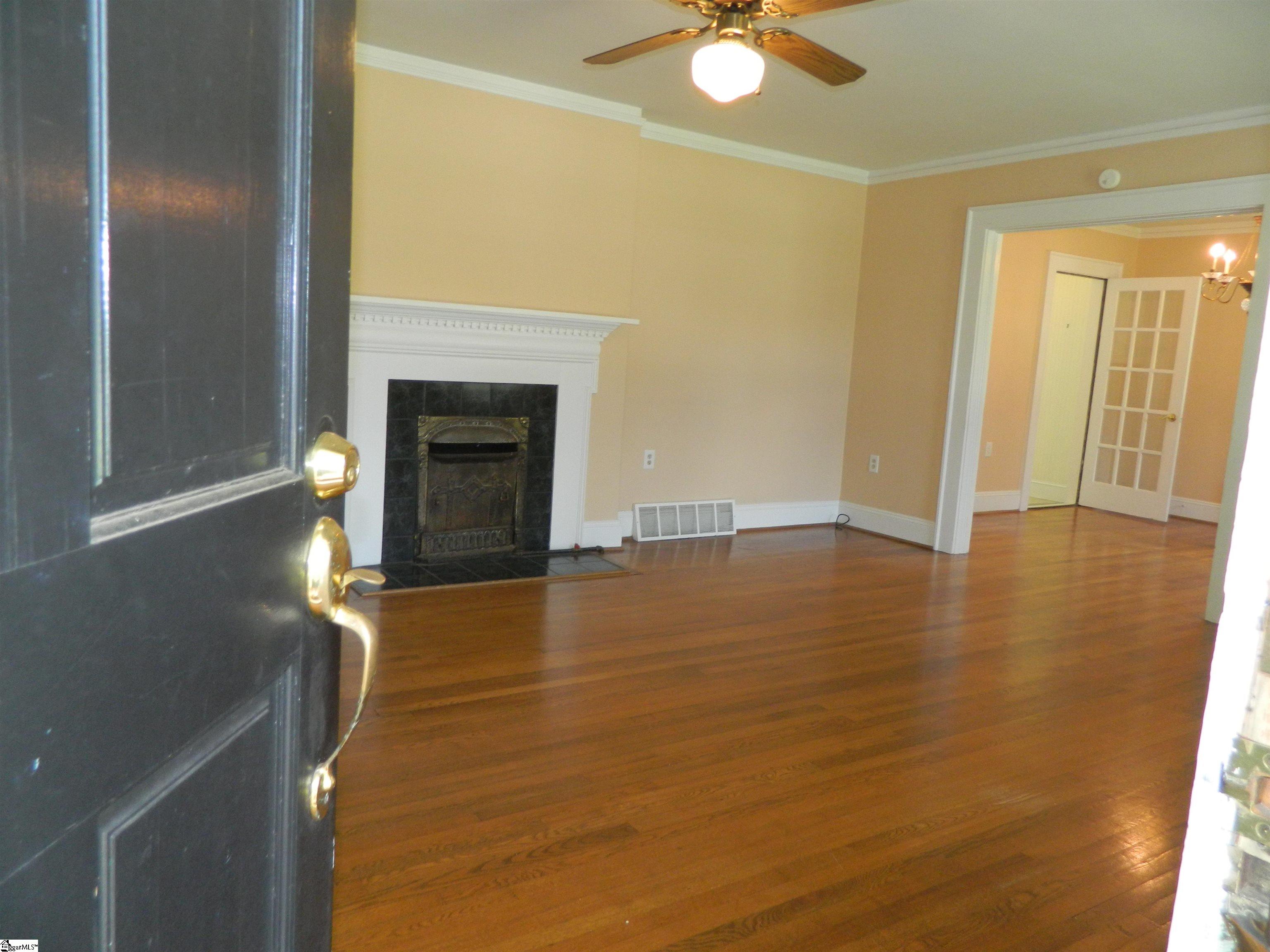 220 Moultrie Square Anderson, SC 29621