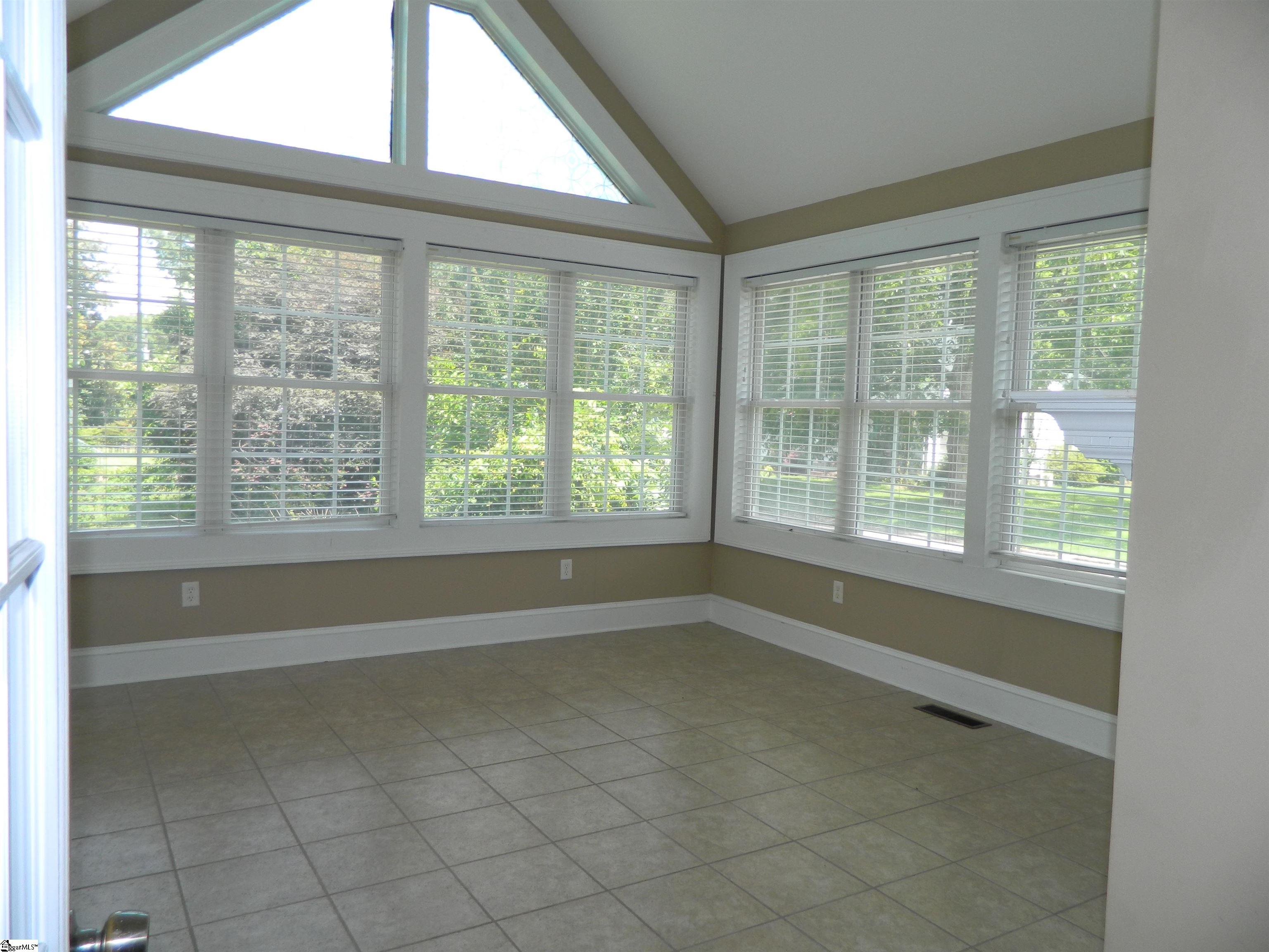 220 Moultrie Square Anderson, SC 29621