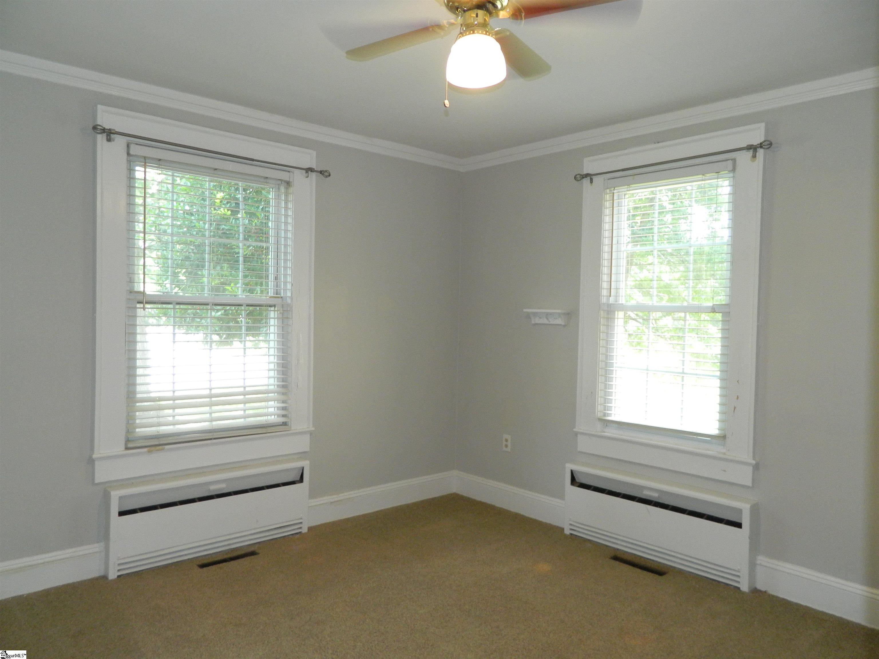 220 Moultrie Square Anderson, SC 29621