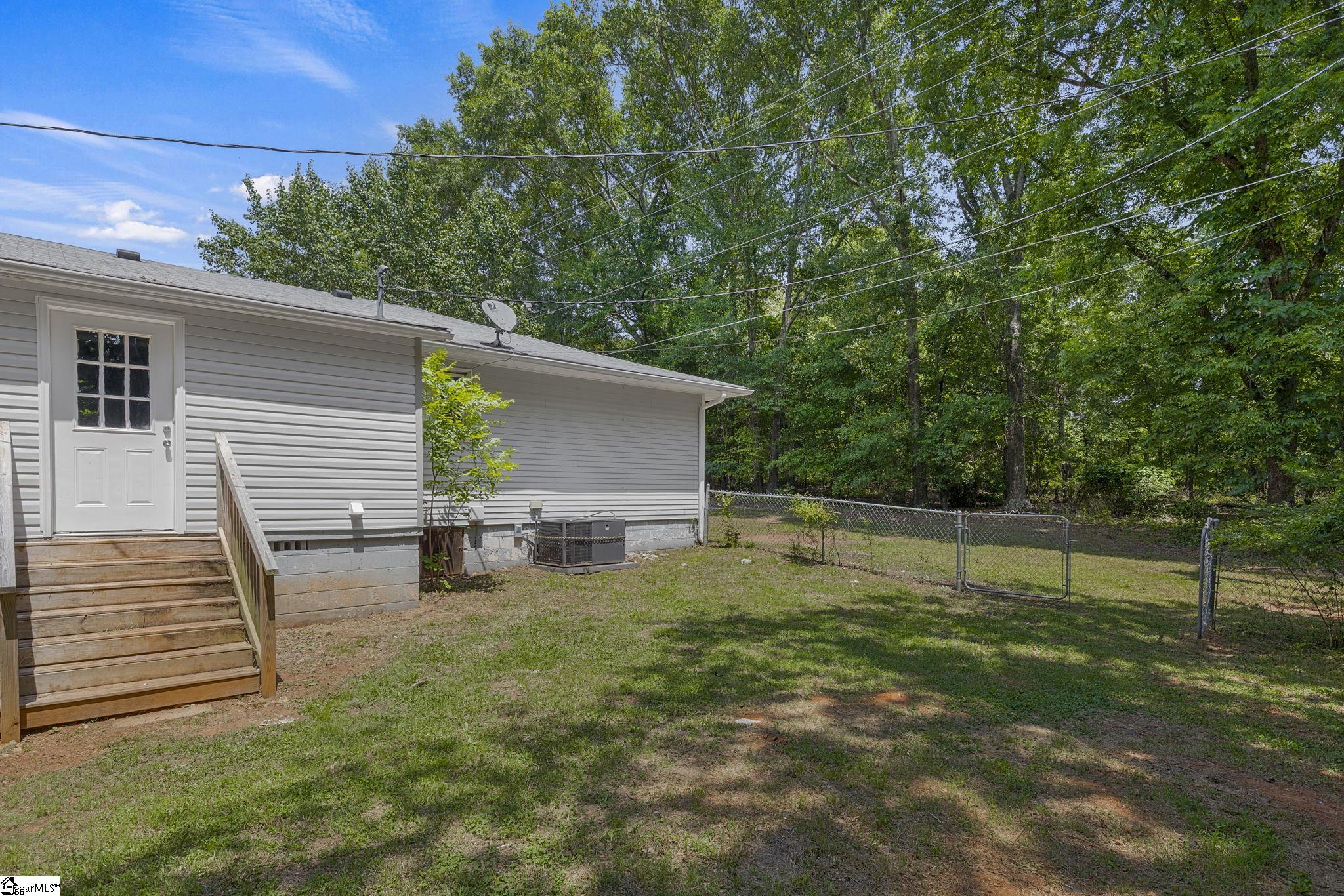 106 Hanks Circle Anderson, SC 29621